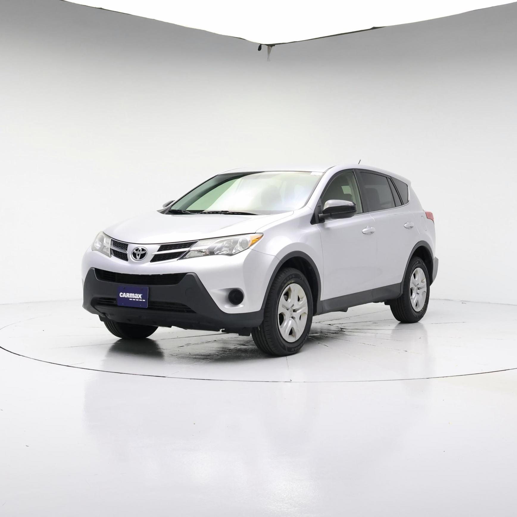 Thumbnail: 2015 Toyota RAV4 - 4