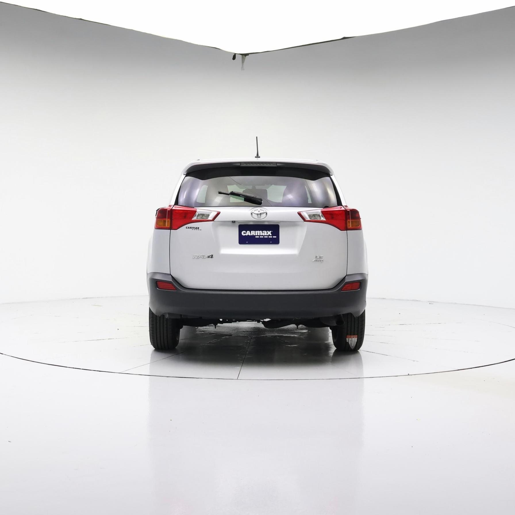 Thumbnail: 2015 Toyota RAV4 - 6