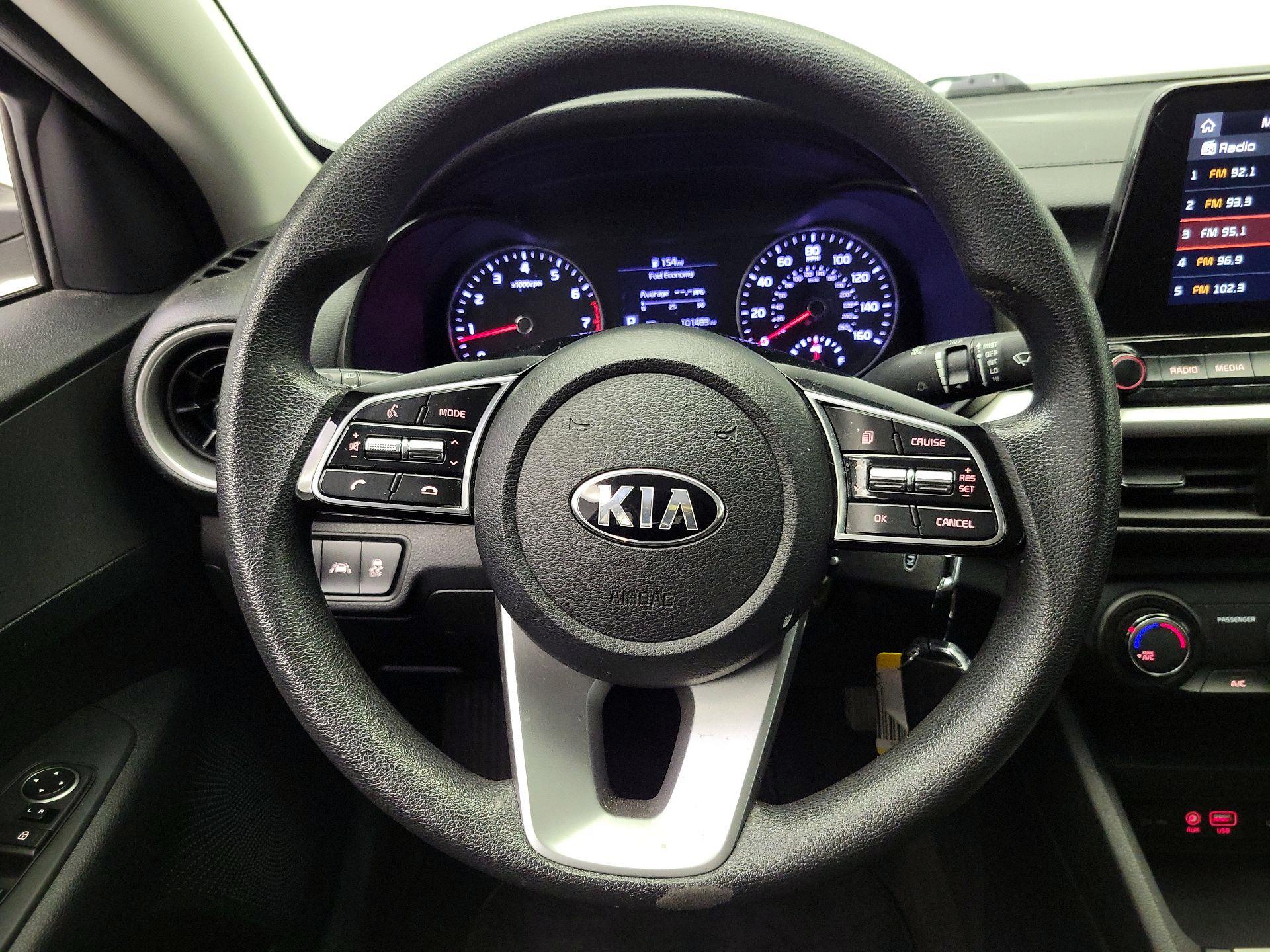 Thumbnail: 2020 Kia Forte - 10