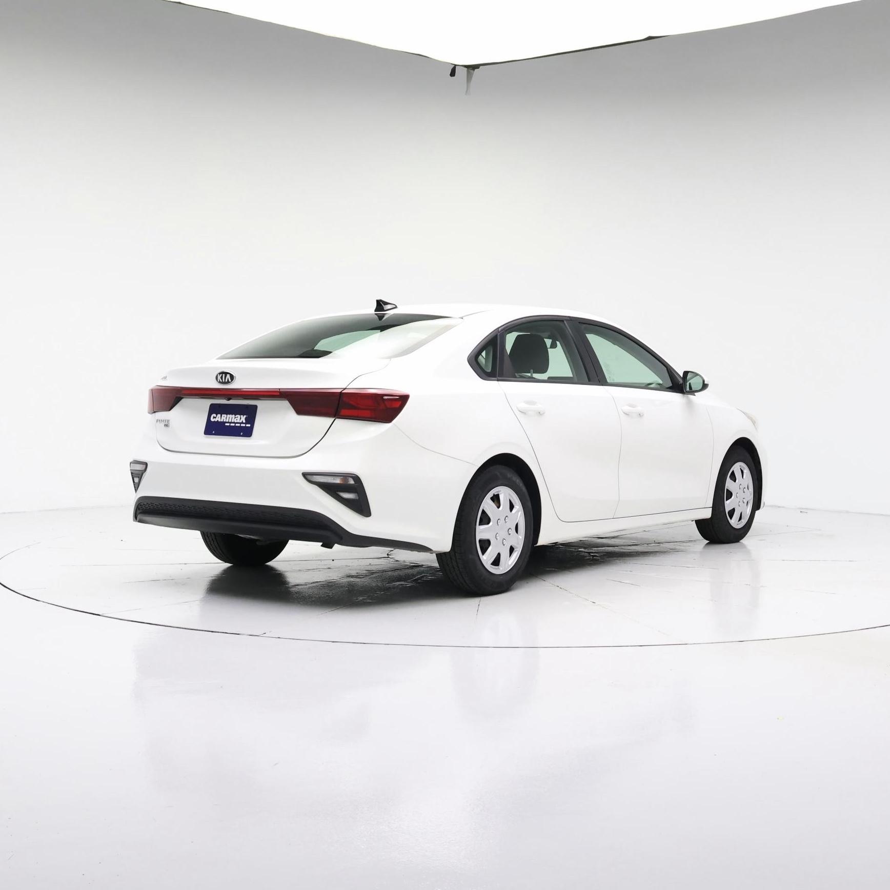 Thumbnail: 2020 Kia Forte - 8