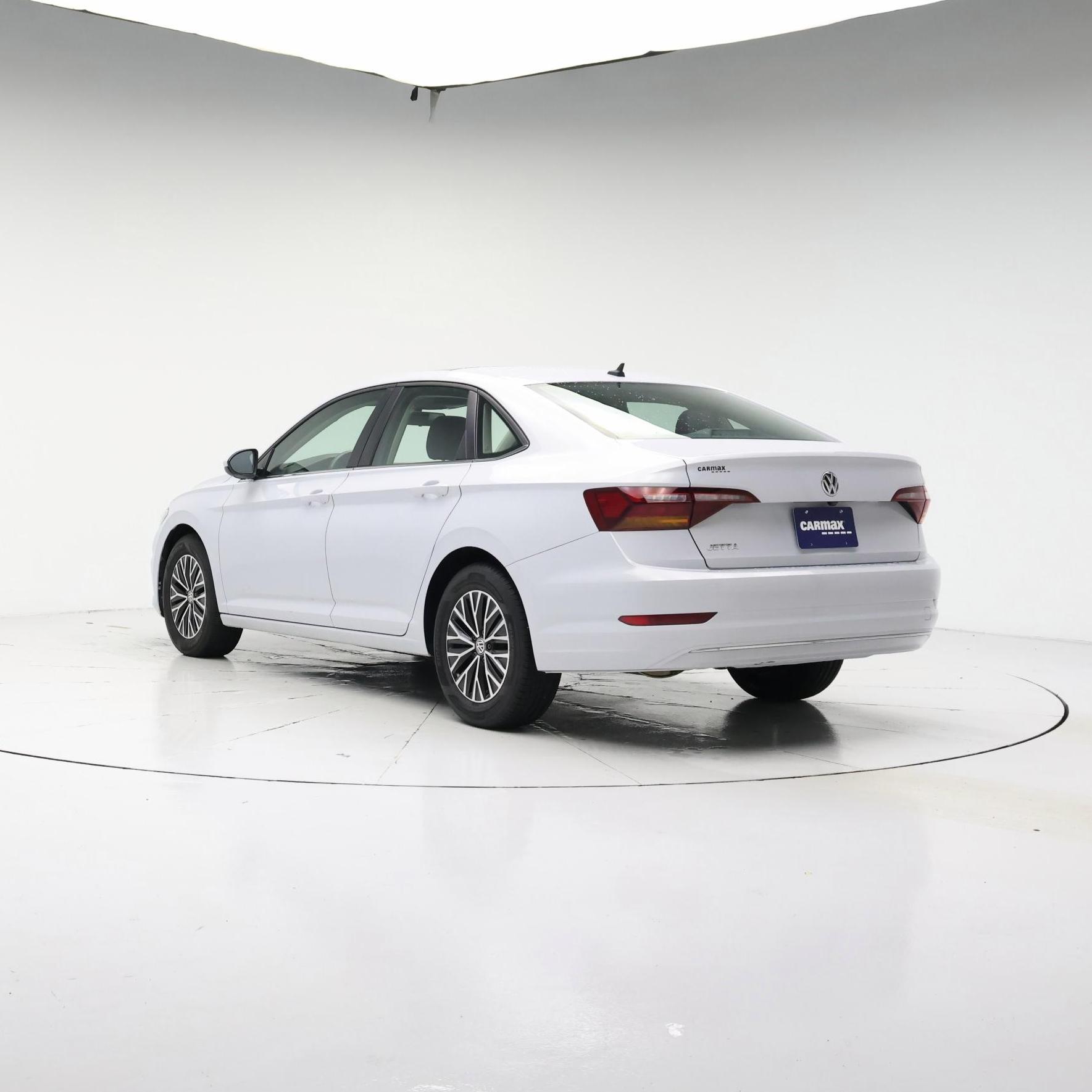 Thumbnail: 2019 Volkswagen Jetta - 2