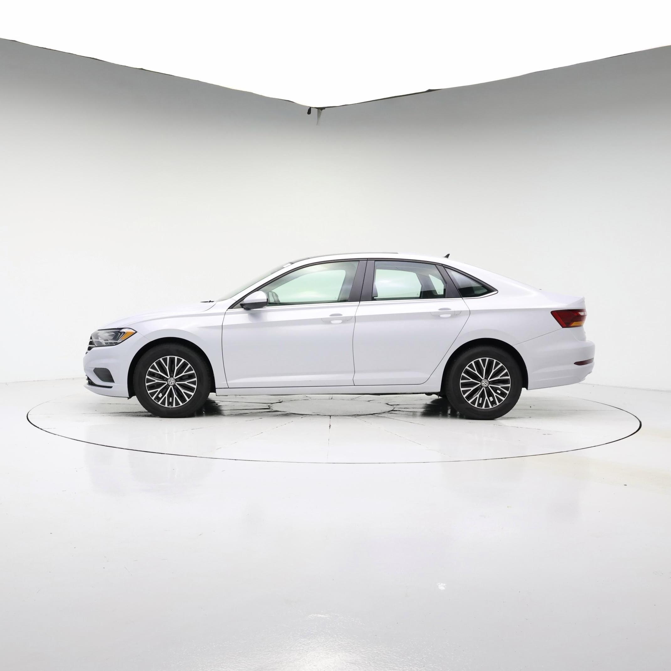 Thumbnail: 2019 Volkswagen Jetta - 3
