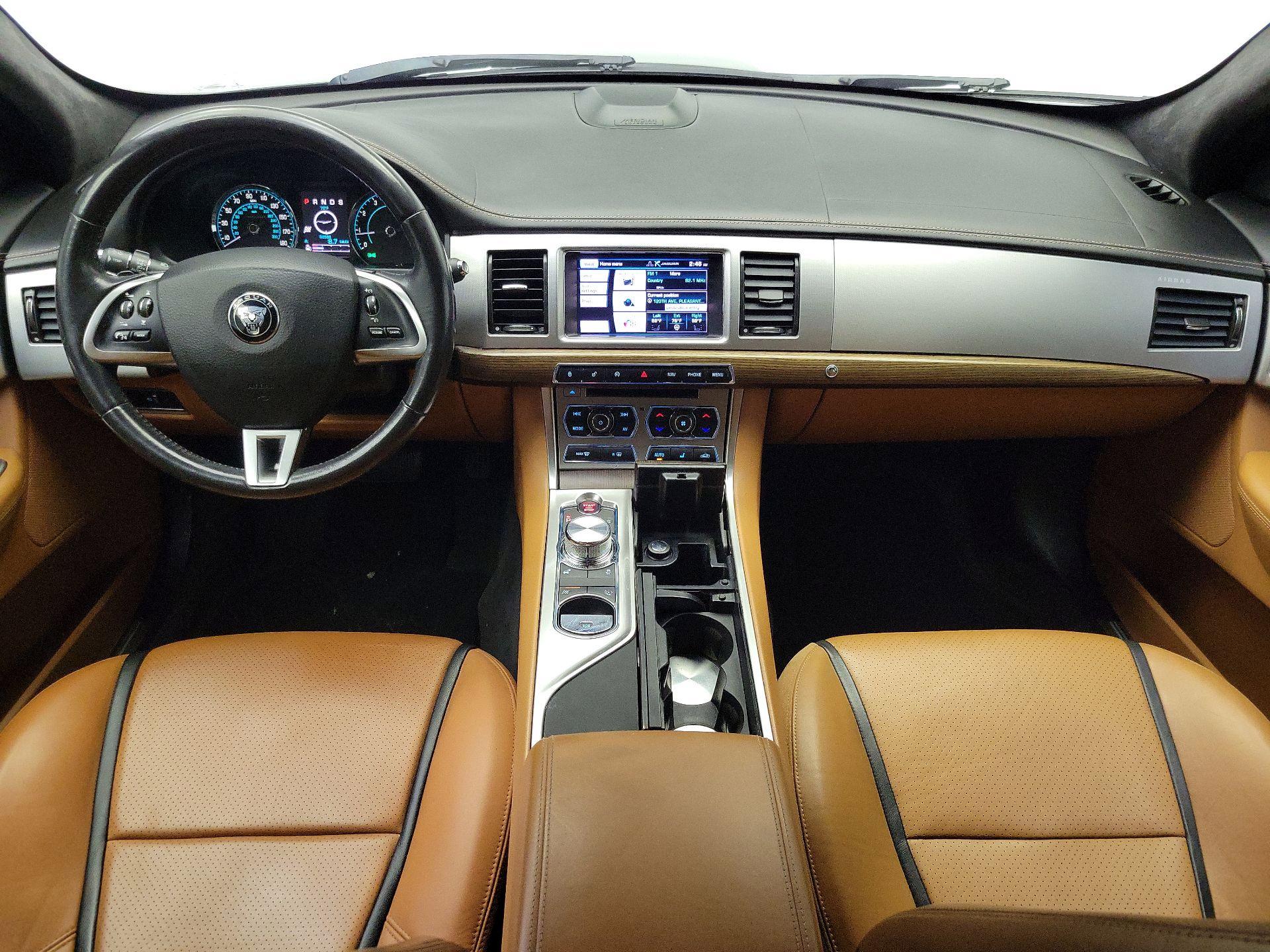 Thumbnail: 2015 Jaguar XF - 9