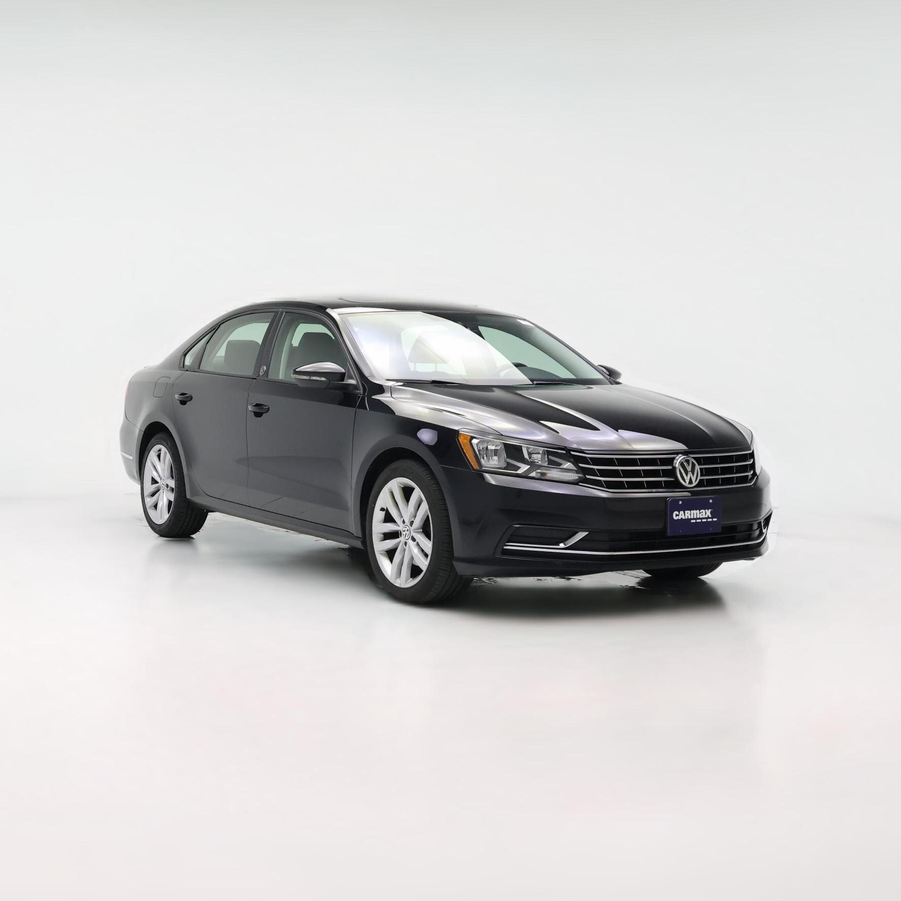 Thumbnail: 2019 Volkswagen Passat - 1