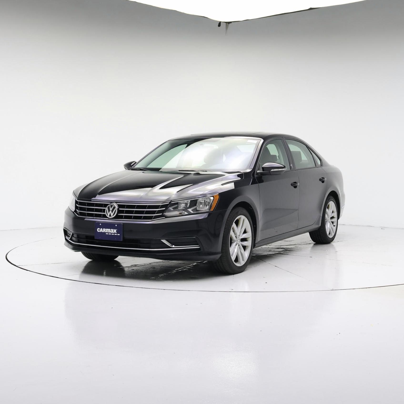 Thumbnail: 2019 Volkswagen Passat - 4