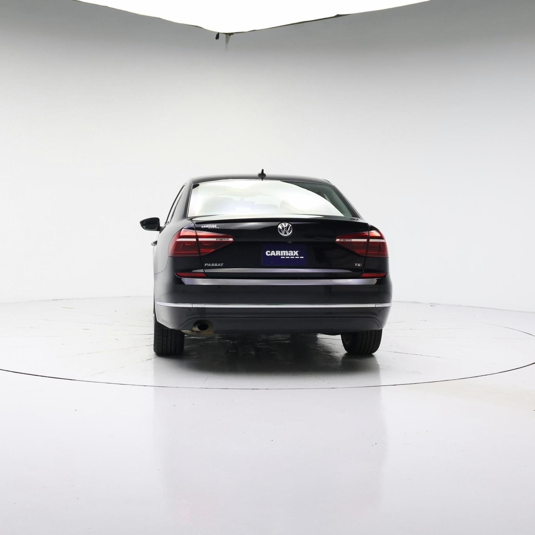 Thumbnail: 2019 Volkswagen Passat - 6