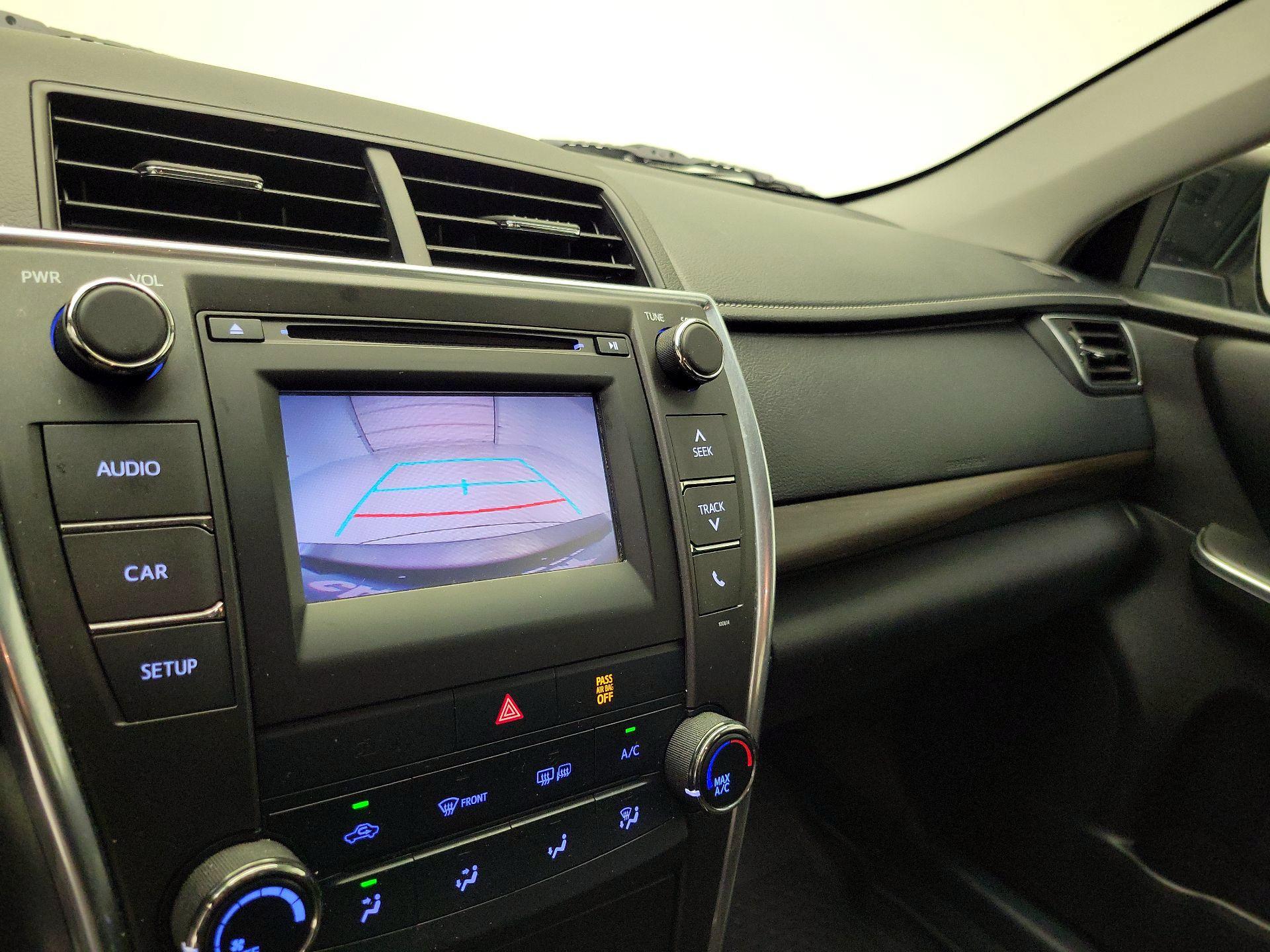 Thumbnail: 2017 Toyota Camry - 14