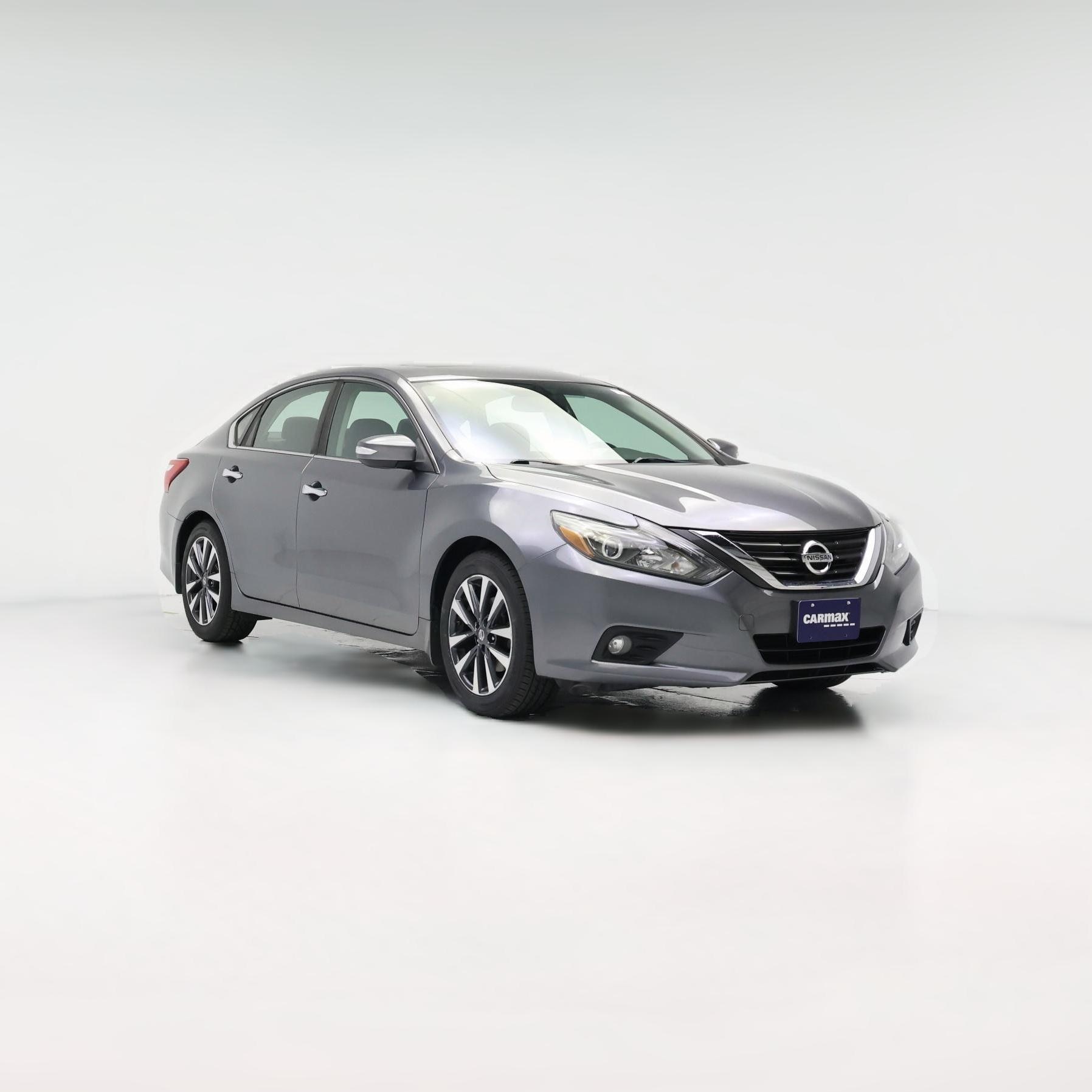 Thumbnail: 2016 Nissan Altima - 1