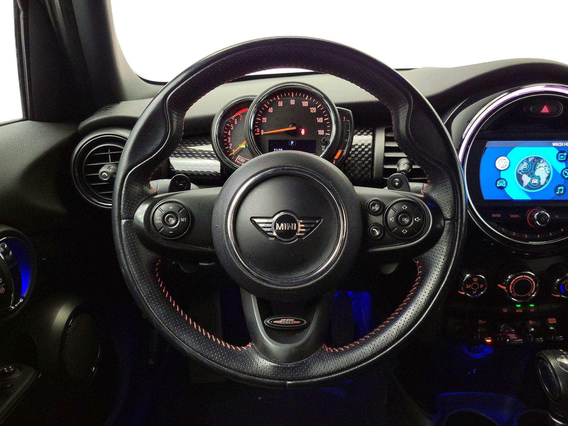 Thumbnail: 2019 MINI Cooper Hardtop - 10