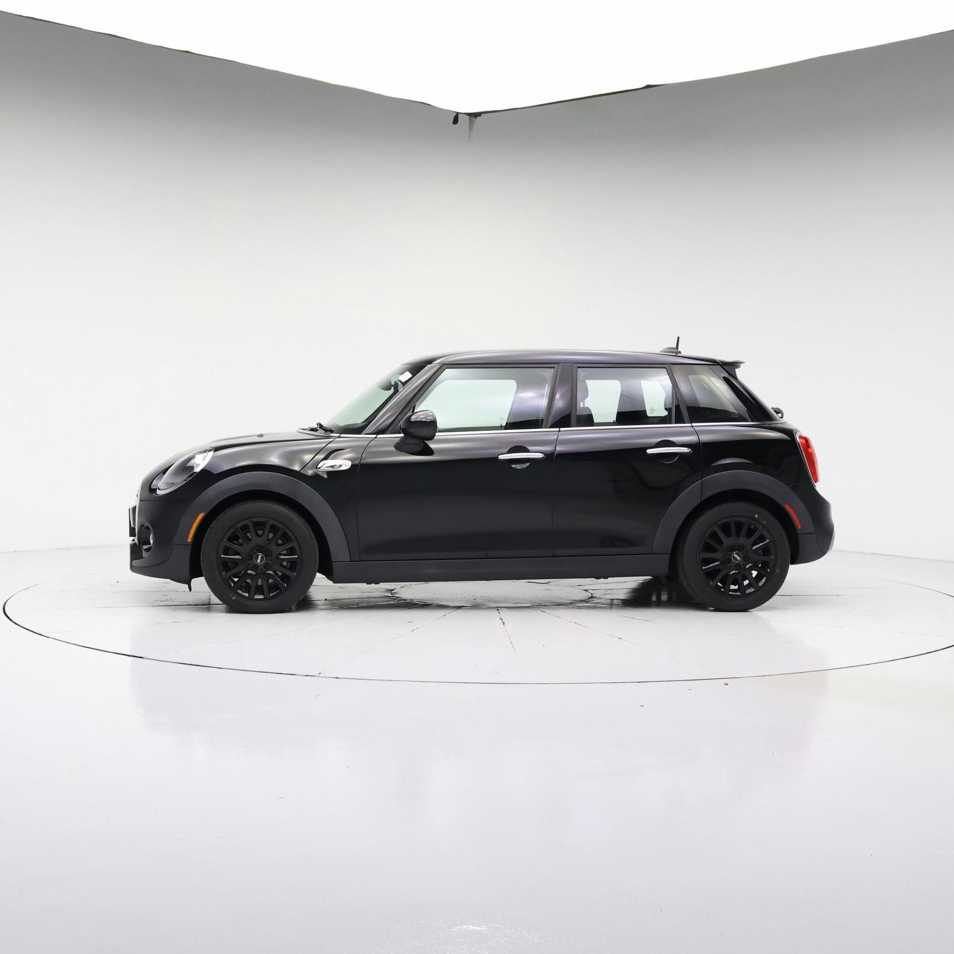 Thumbnail: 2019 MINI Cooper Hardtop - 3