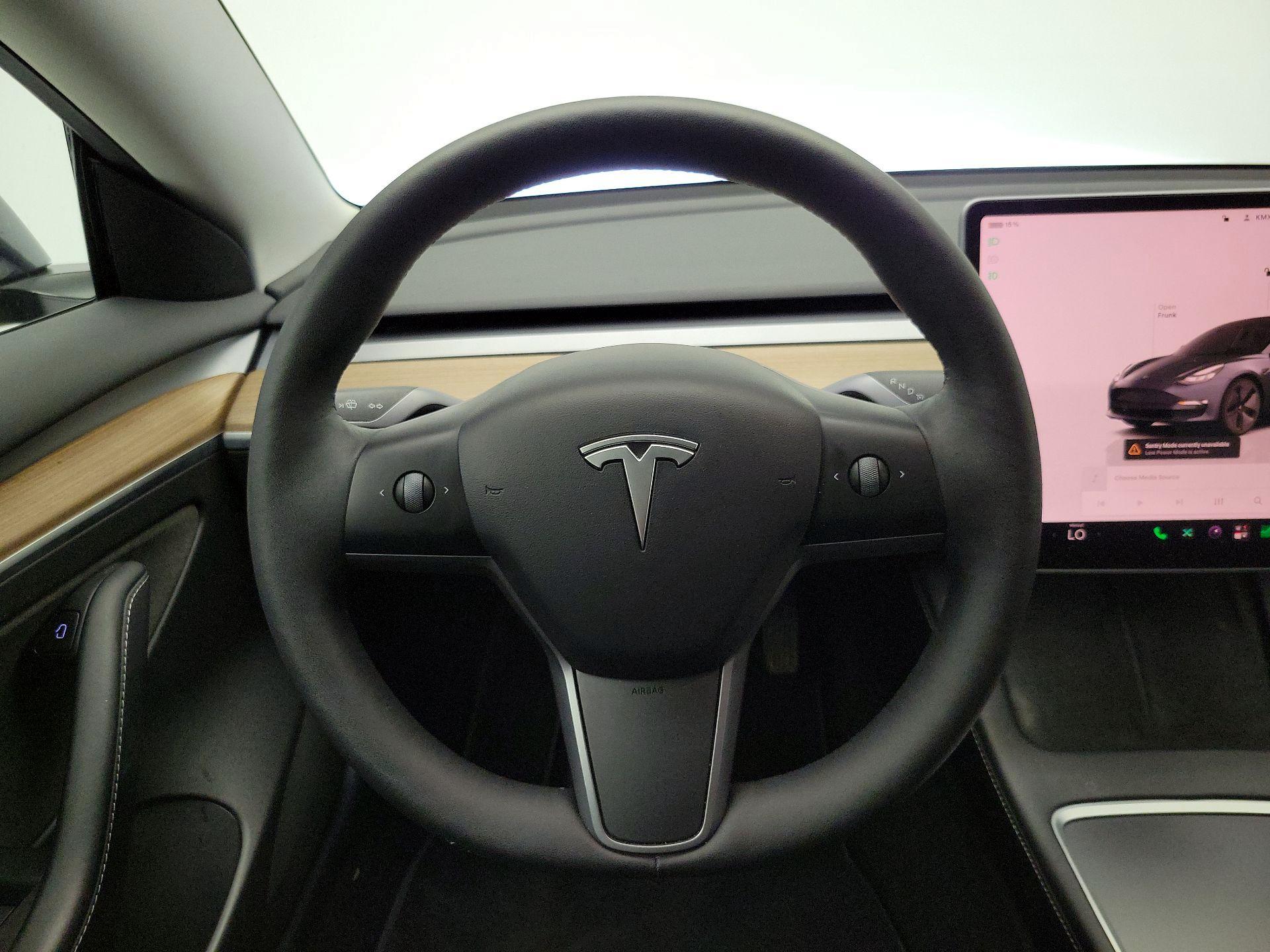 Thumbnail: 2022 Tesla Model 3 - 10