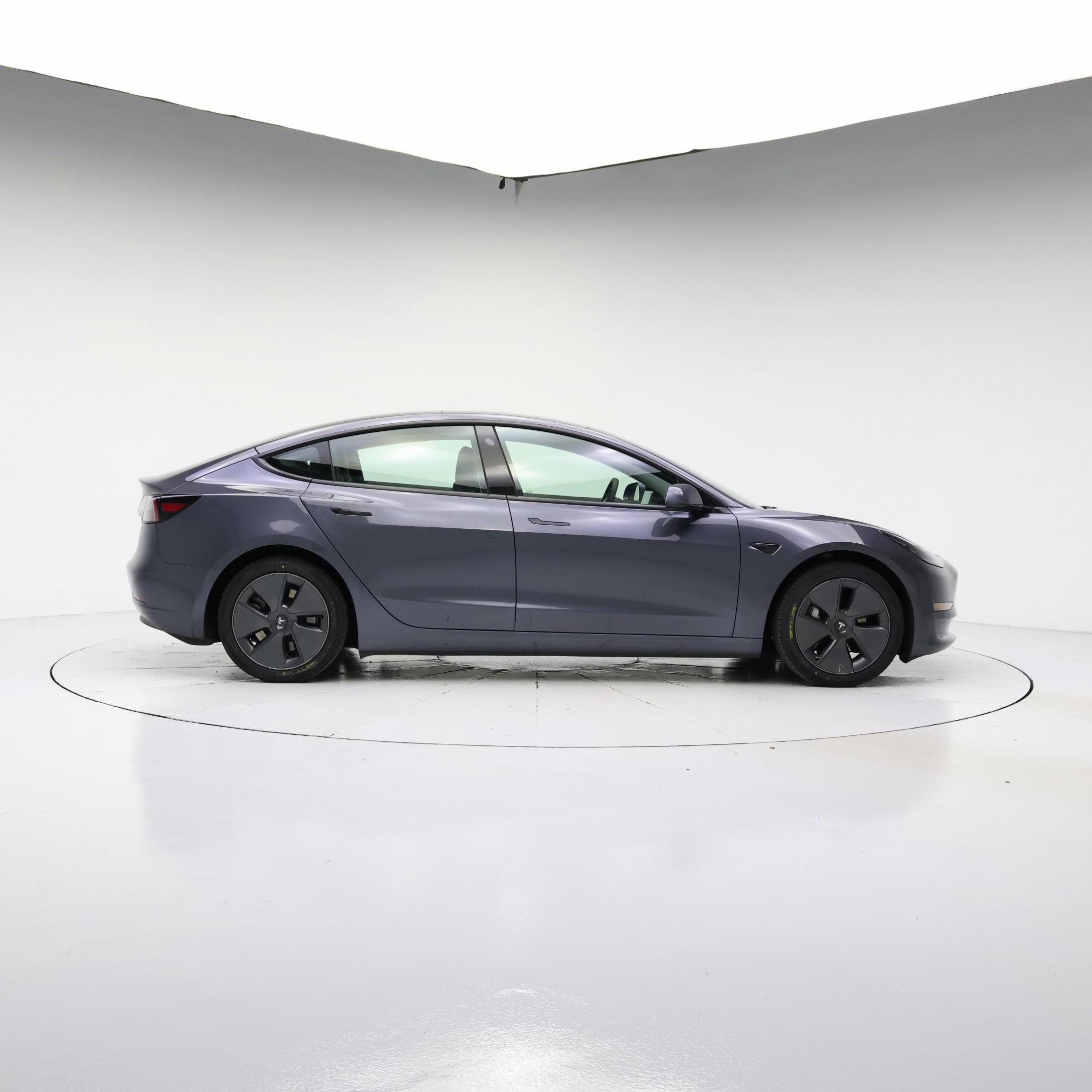 Thumbnail: 2022 Tesla Model 3 - 7