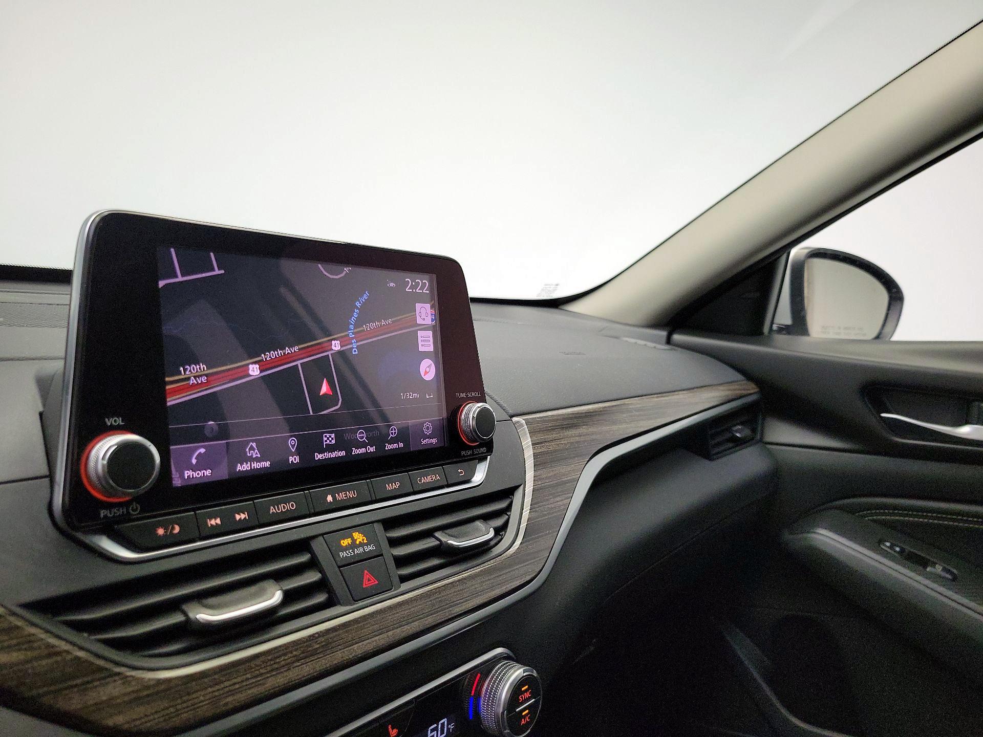 Thumbnail: 2019 Nissan Altima - 14