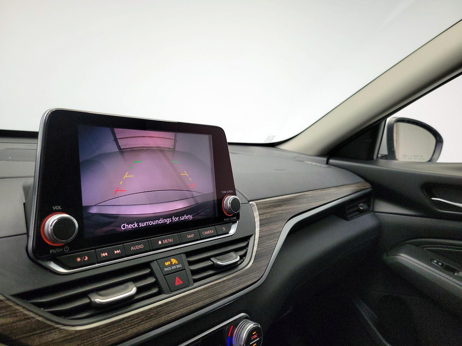 Thumbnail: 2019 Nissan Altima - 15