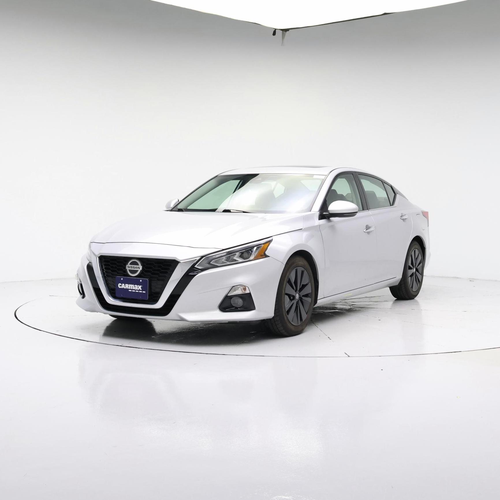 Thumbnail: 2019 Nissan Altima - 4