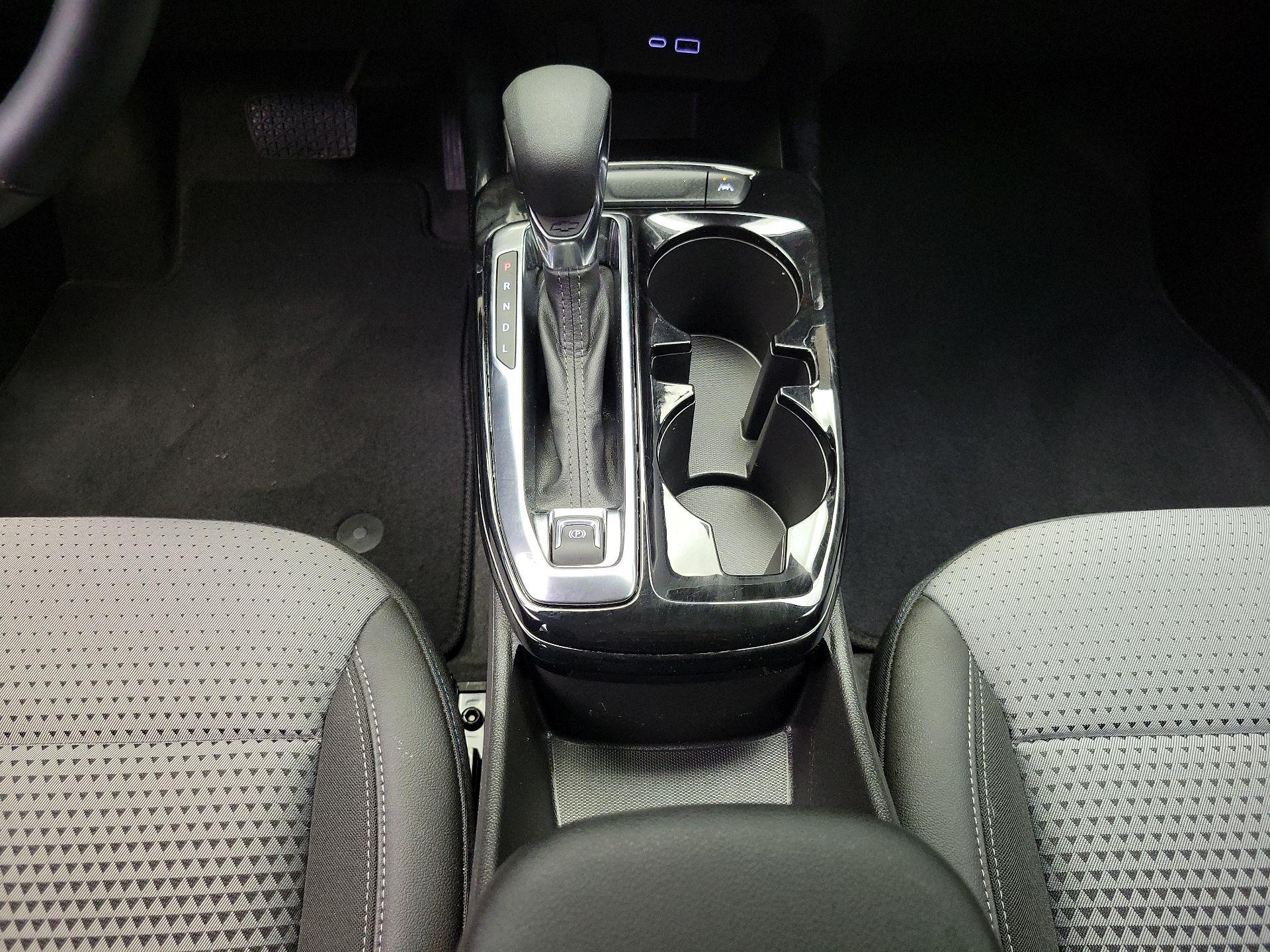 Thumbnail: 2025 Chevrolet Trax - 17