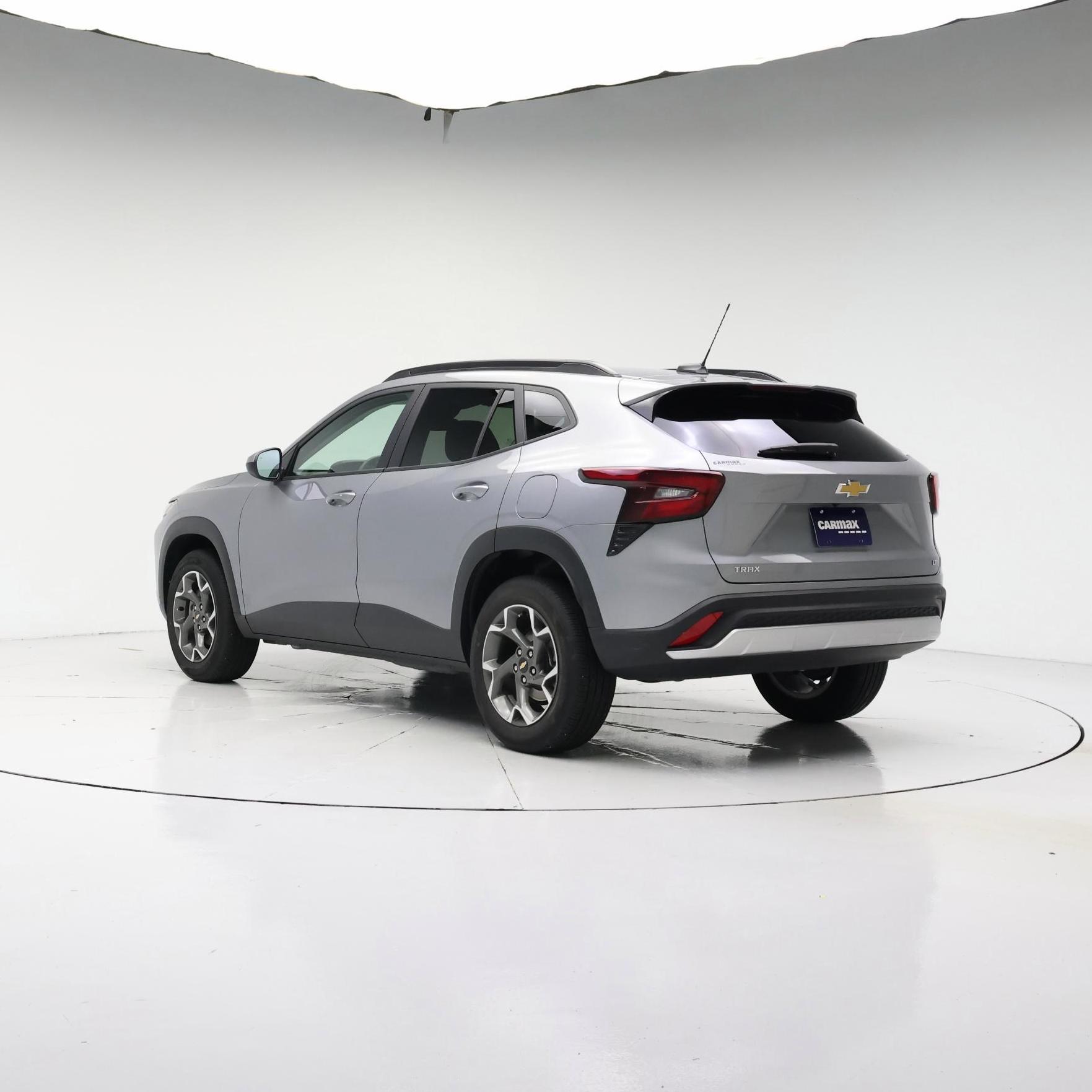 Thumbnail: 2025 Chevrolet Trax - 2