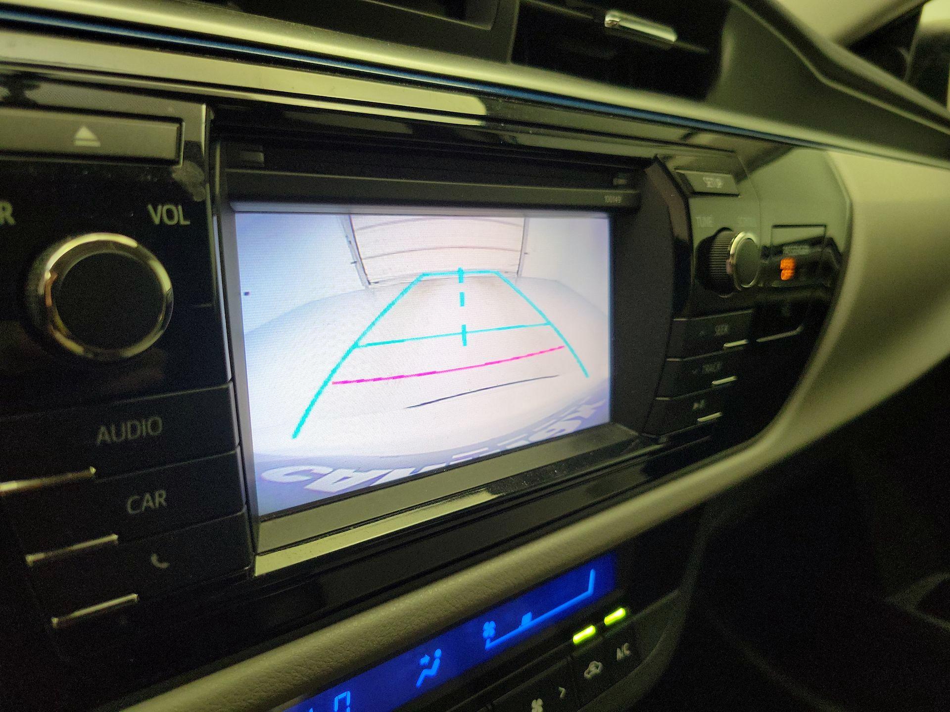 Thumbnail: 2014 Toyota Corolla - 13
