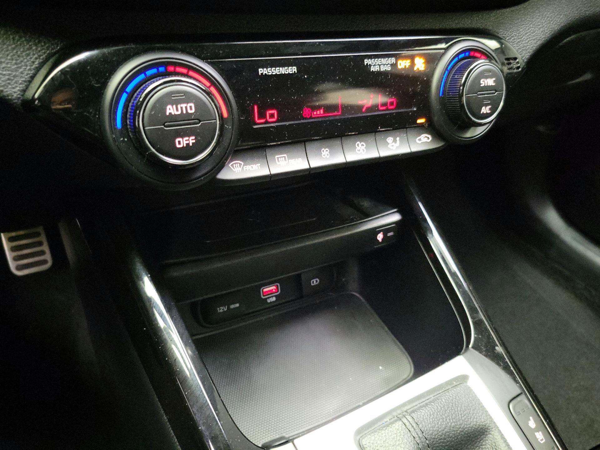 Thumbnail: 2023 Kia Forte - 17