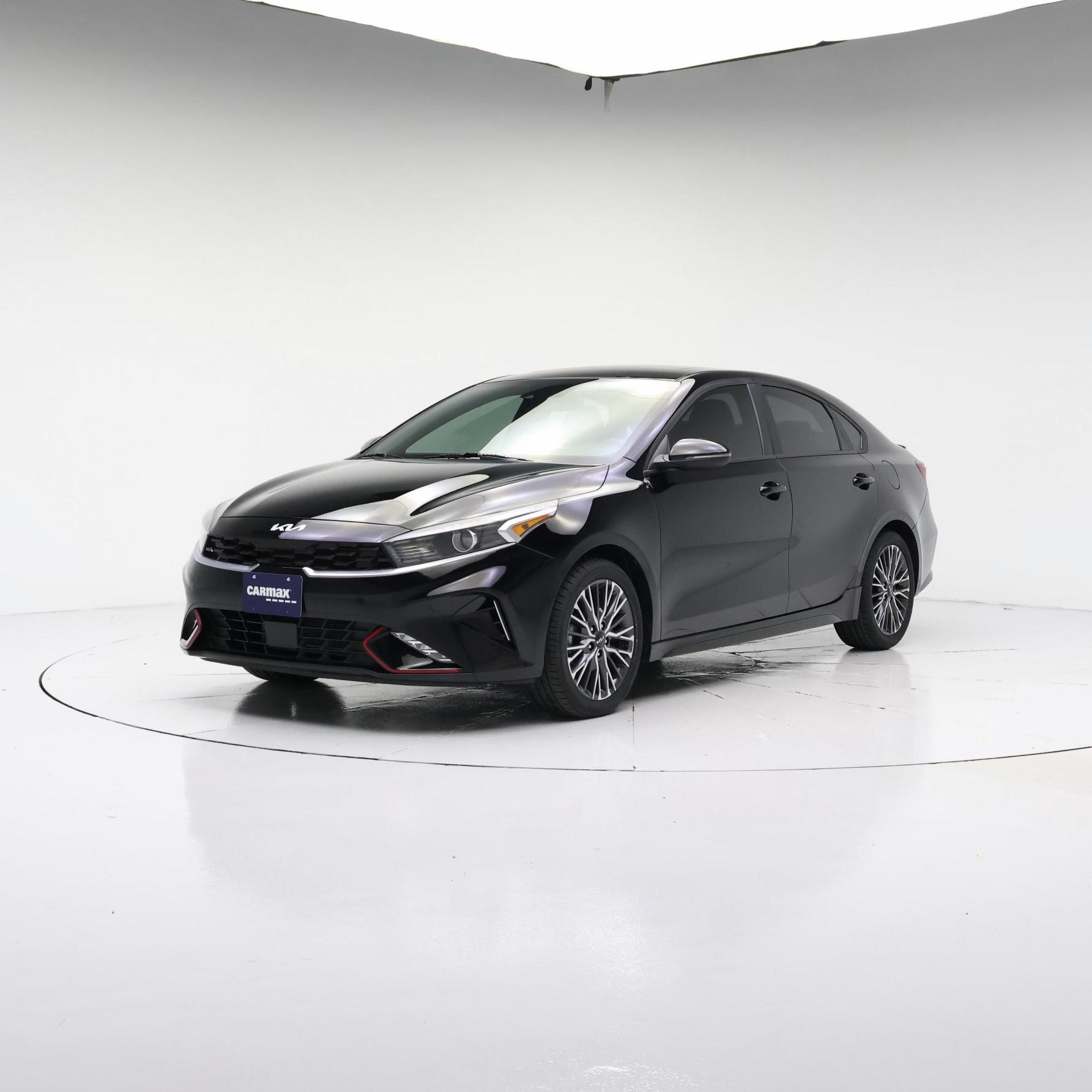 Thumbnail: 2023 Kia Forte - 4