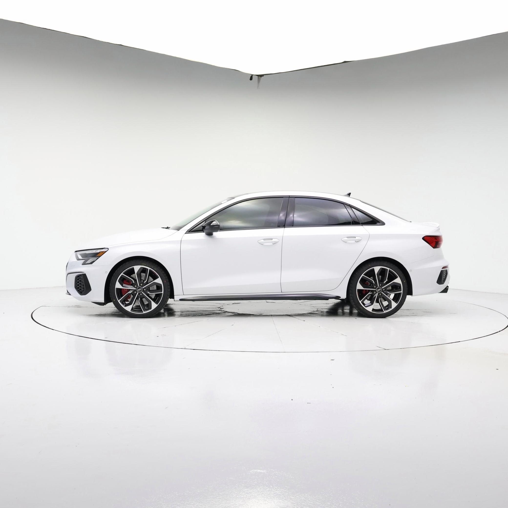 Thumbnail: 2022 Audi S3 - 3