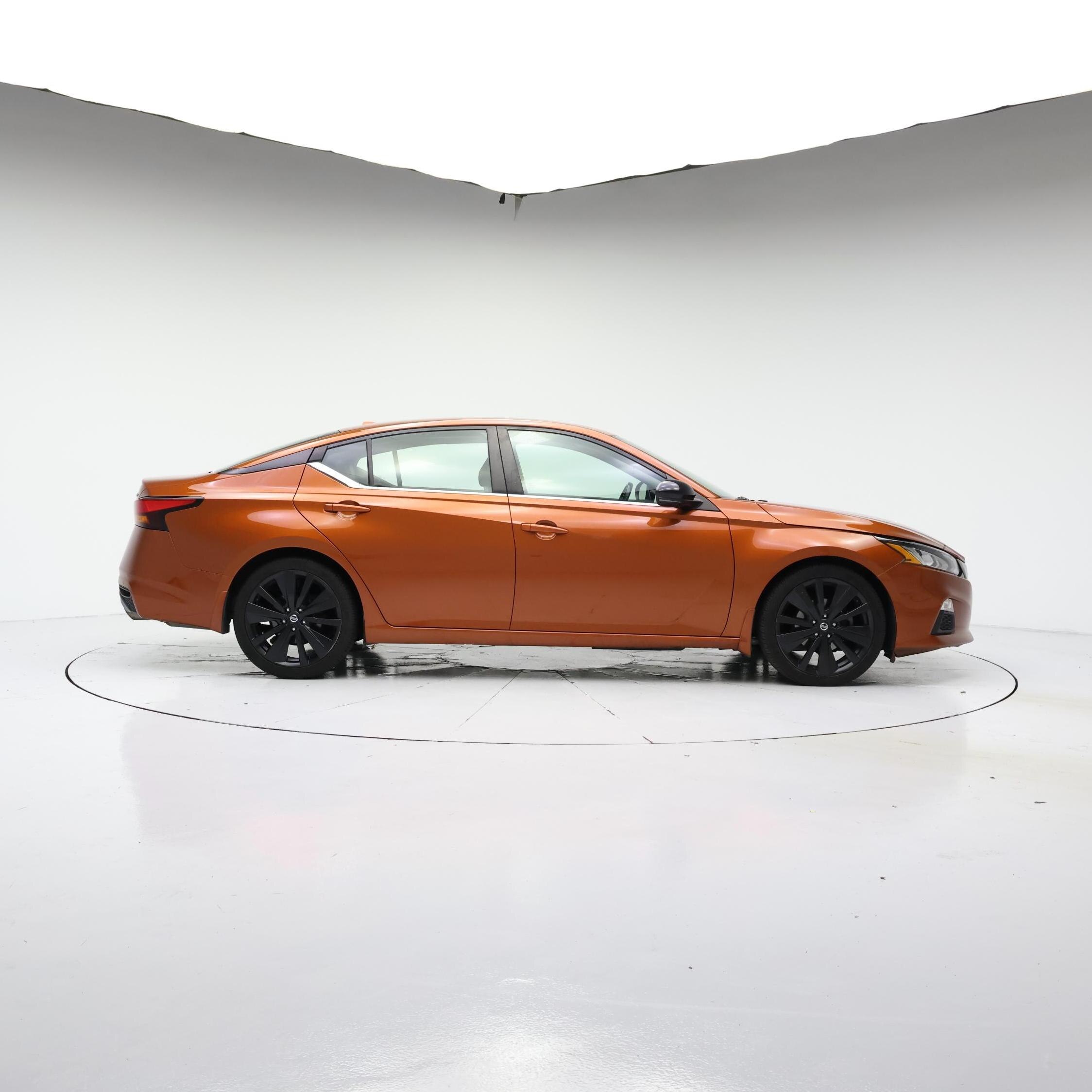 Thumbnail: 2020 Nissan Altima - 7