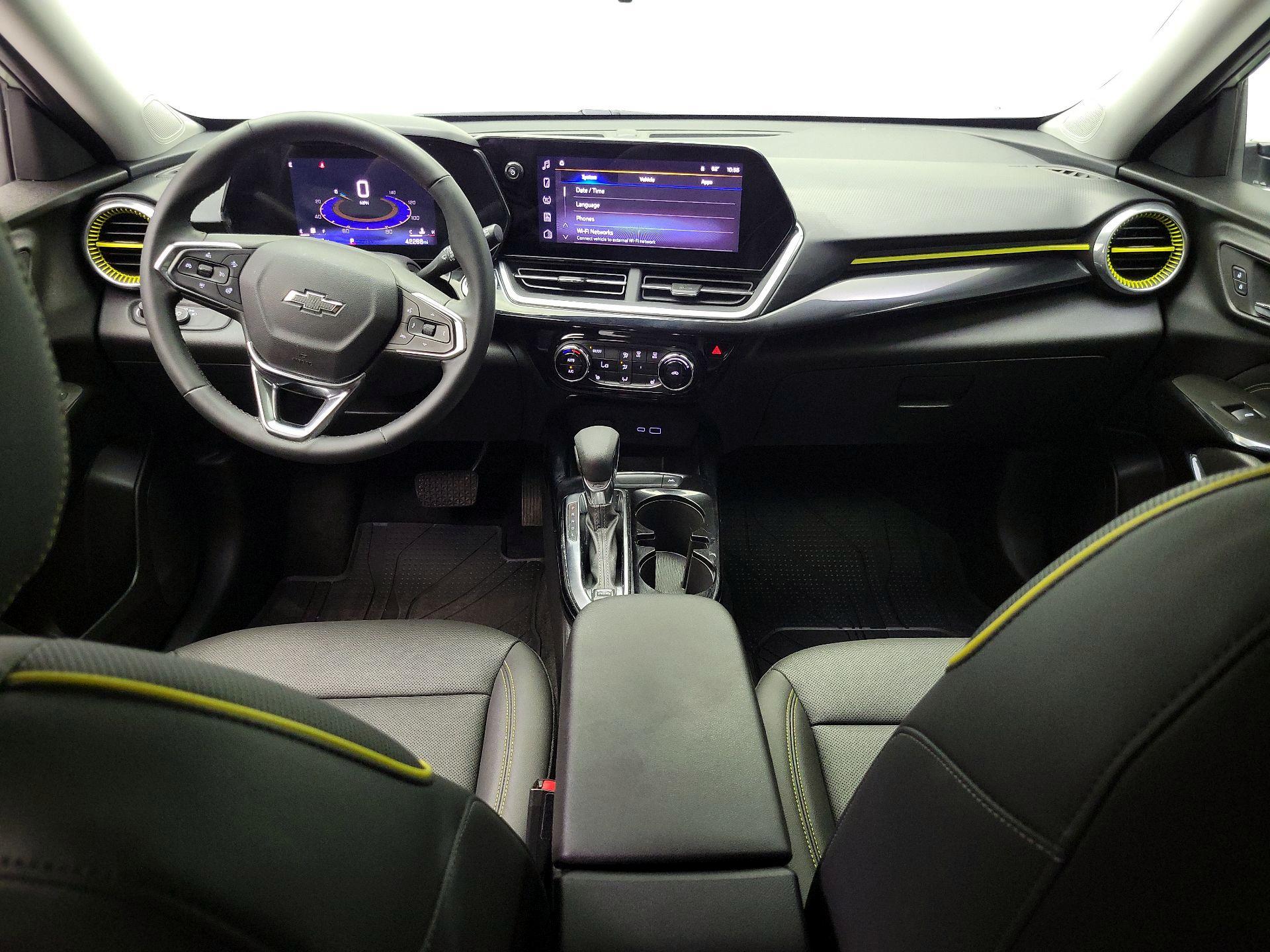 Thumbnail: 2025 Chevrolet Trax - 9