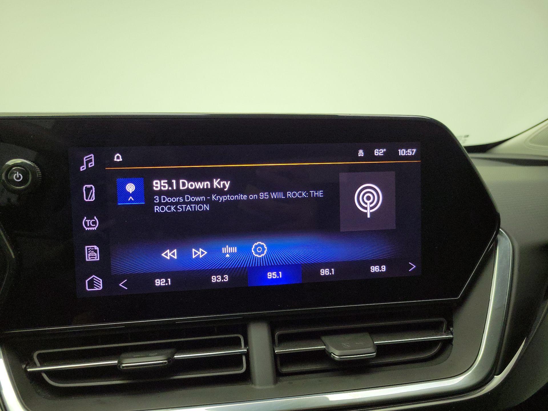 Thumbnail: 2025 Chevrolet Trax - 15