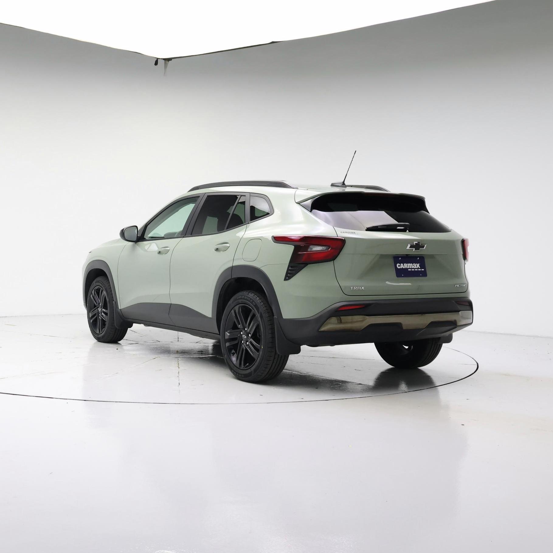 Thumbnail: 2025 Chevrolet Trax - 2