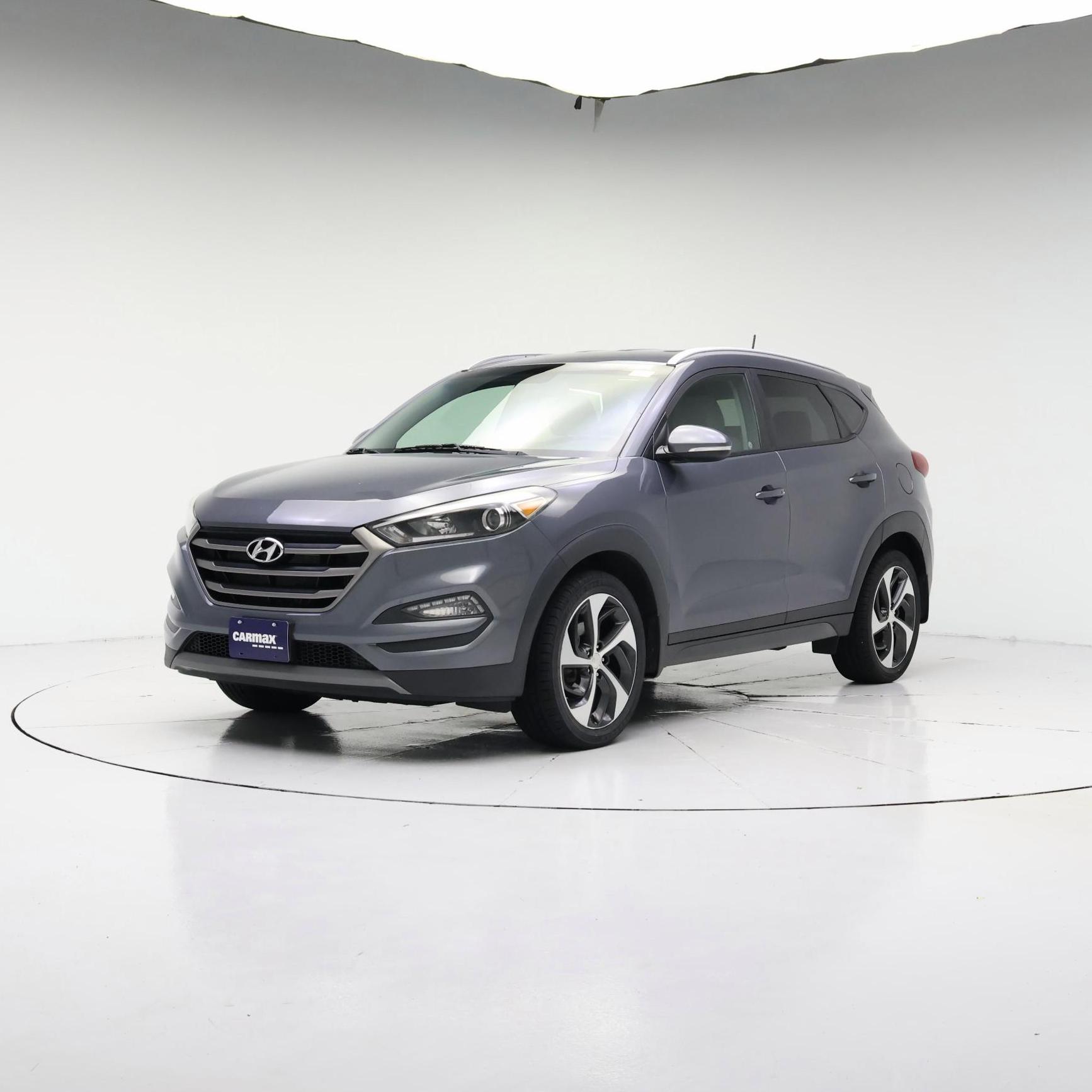 Thumbnail: 2016 Hyundai Tucson - 4