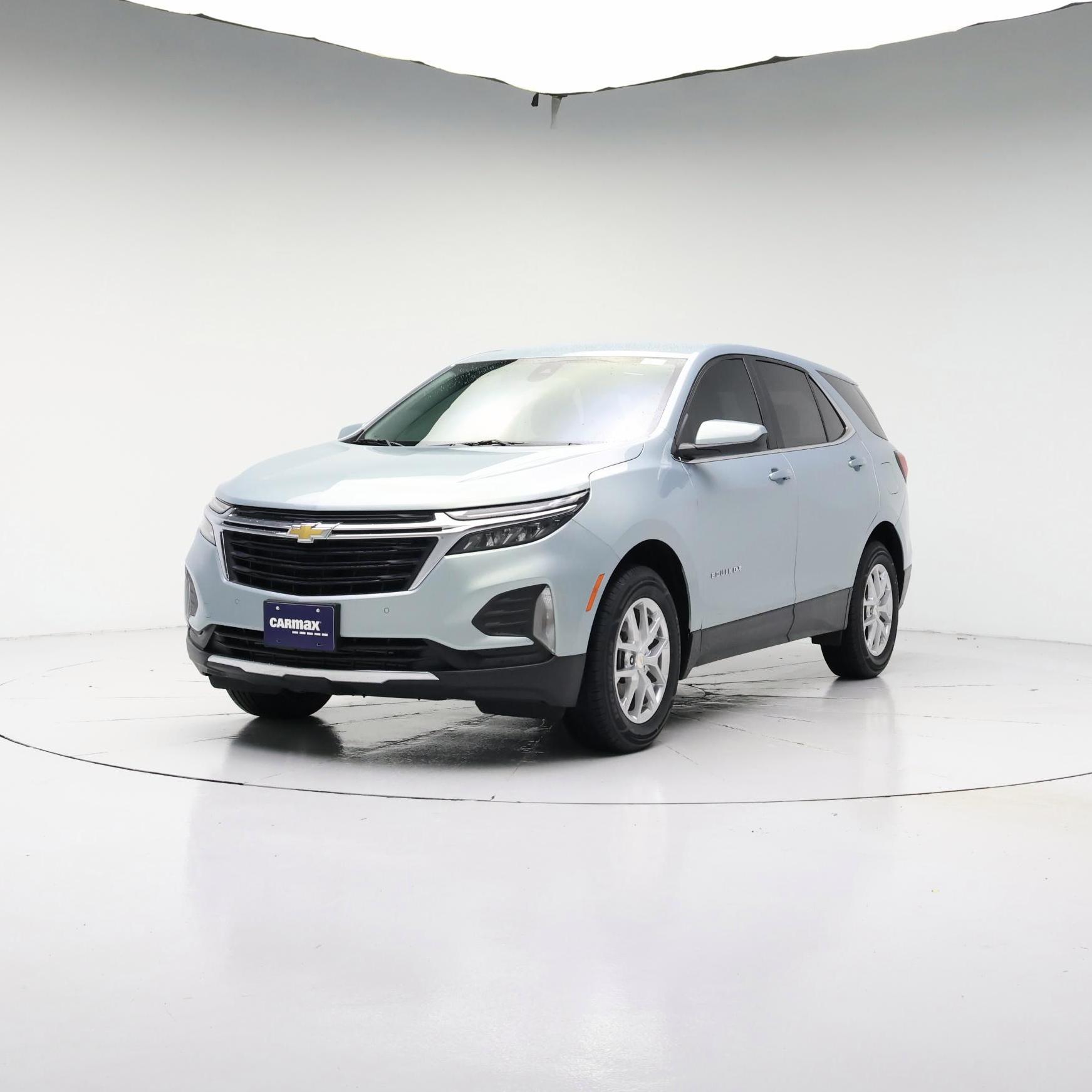 Thumbnail: 2022 Chevrolet Equinox - 4