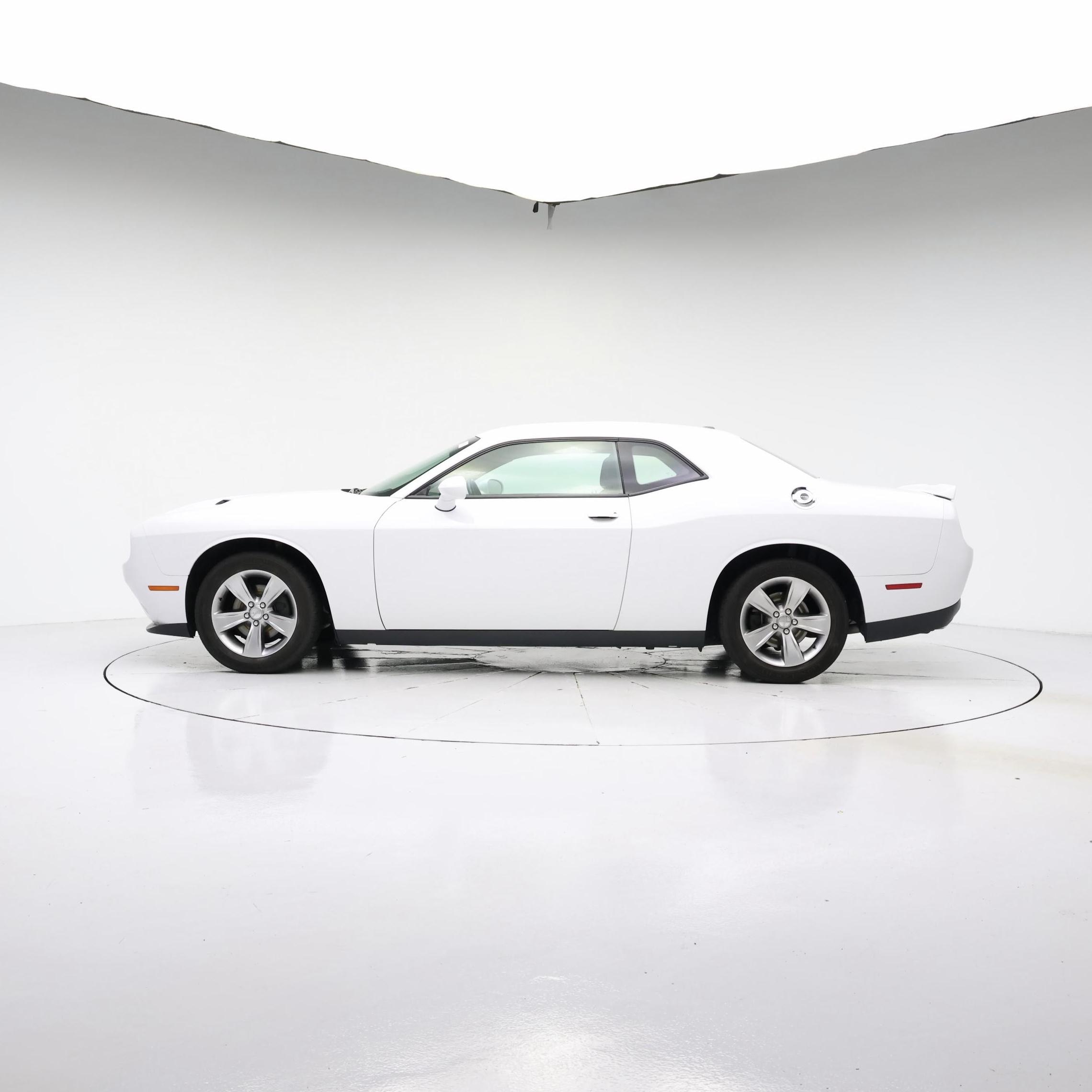 Thumbnail: 2020 Dodge Challenger - 3