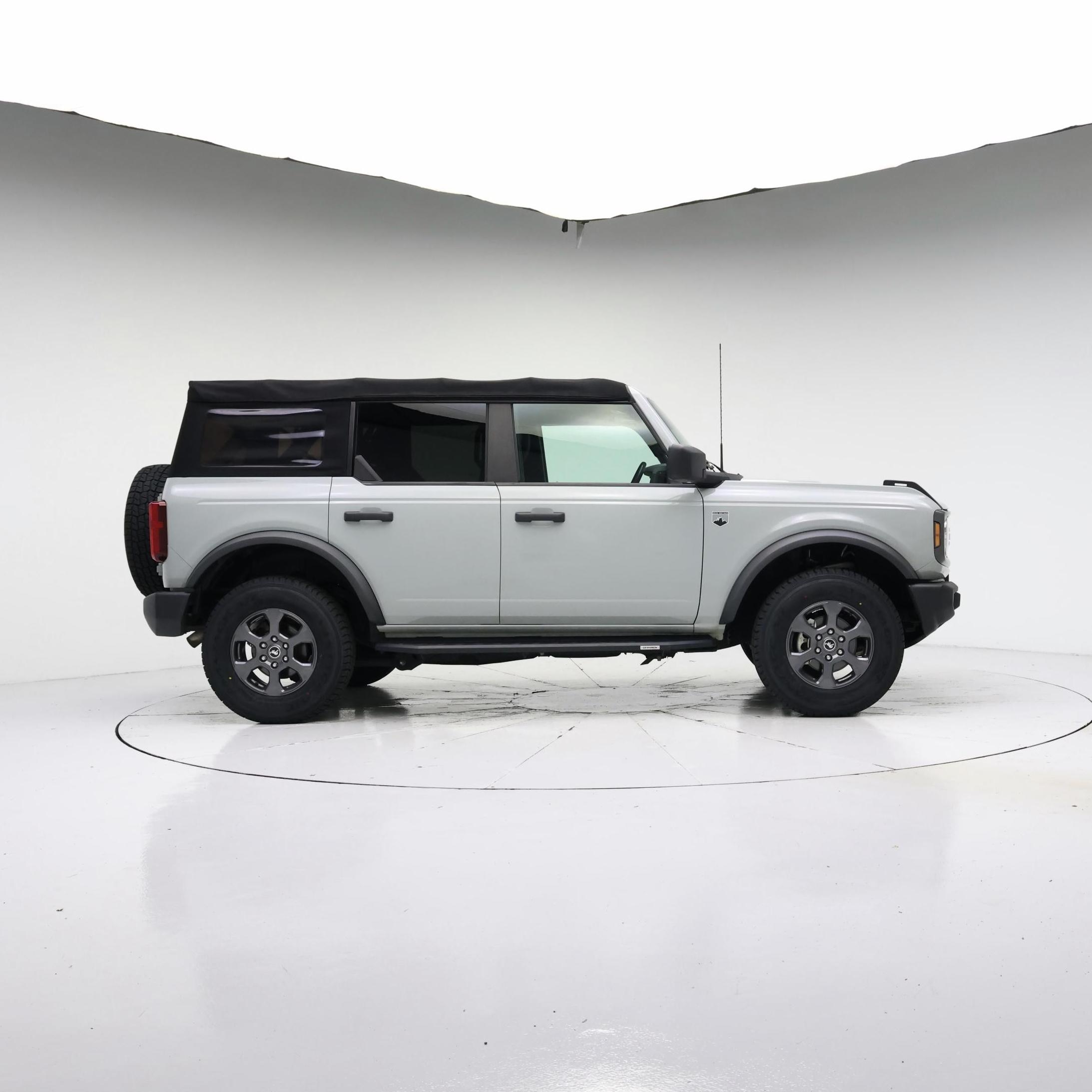Thumbnail: 2021 Ford Bronco - 7