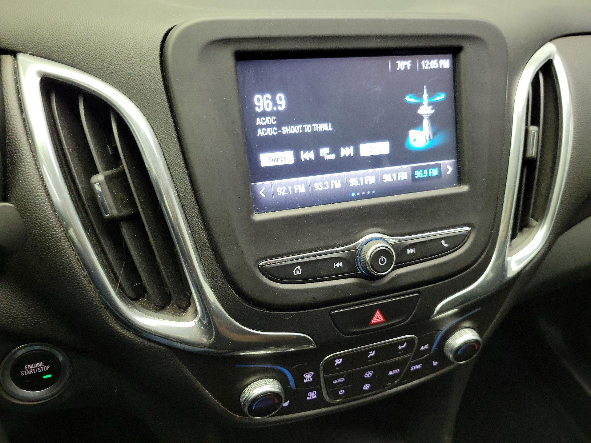 Thumbnail: 2018 Chevrolet Equinox - 15