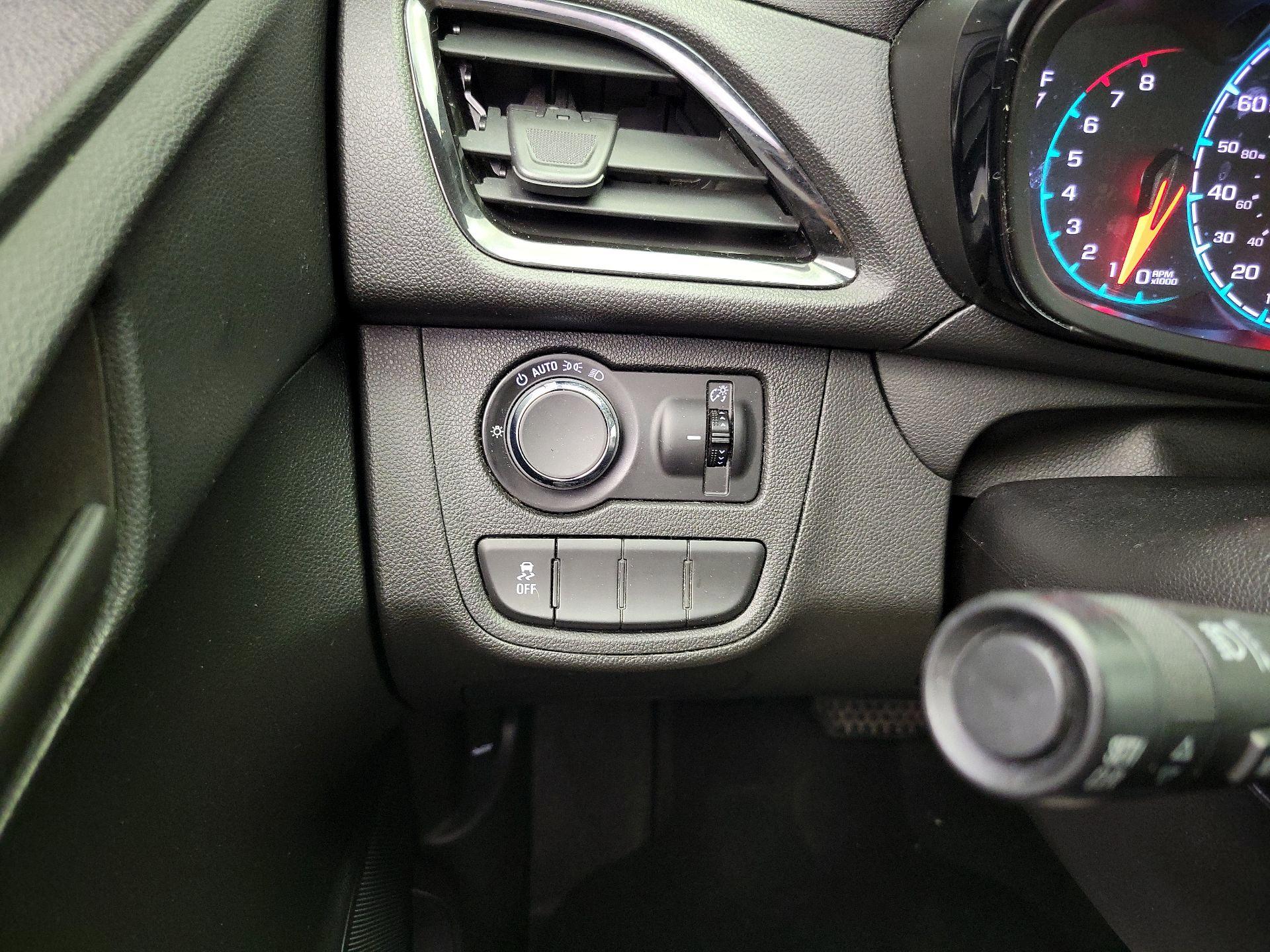 Thumbnail: 2017 Chevrolet Spark - 13