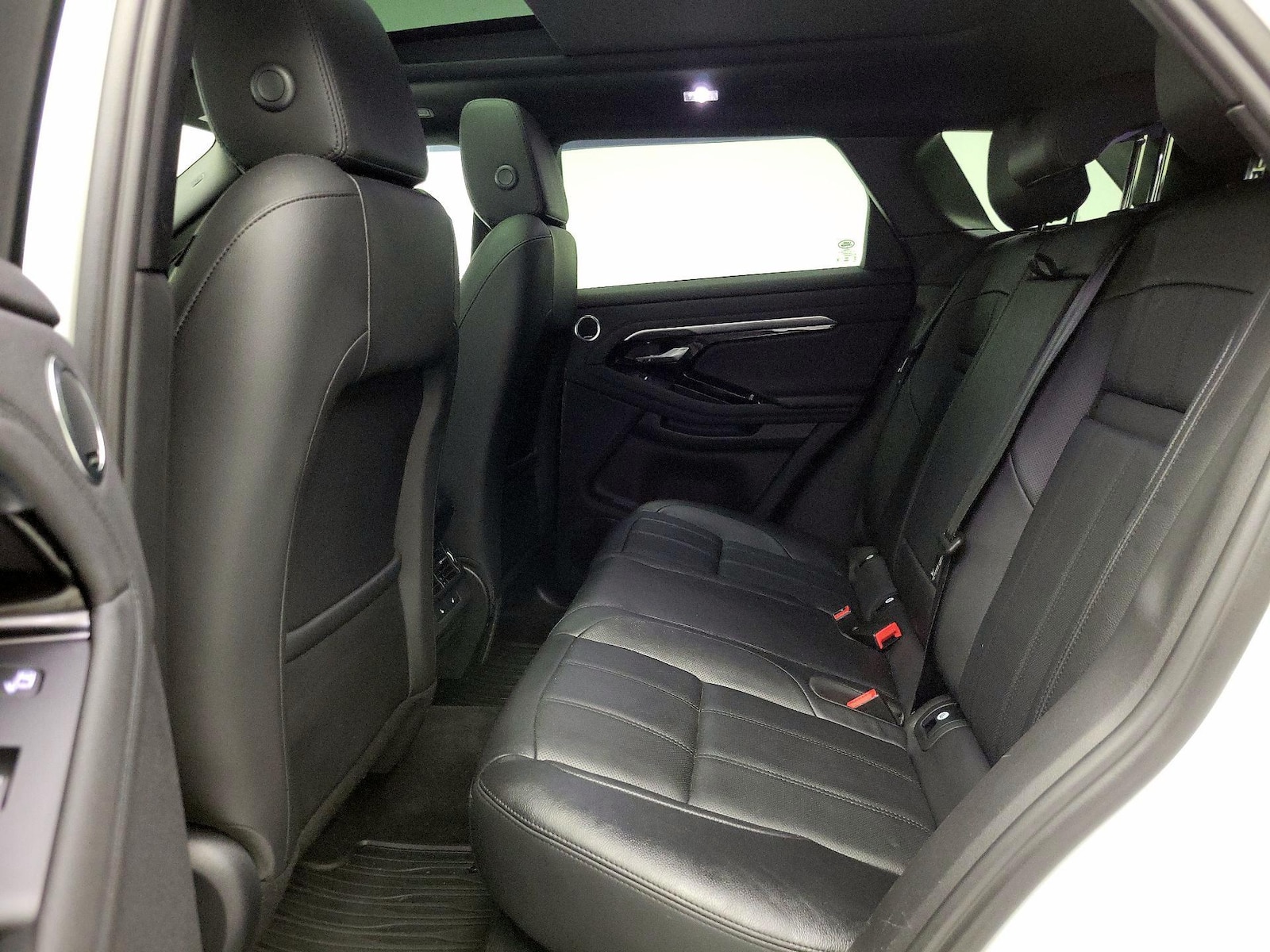 2022 Land Rover Range Rover Evoque SE - Photo 22
