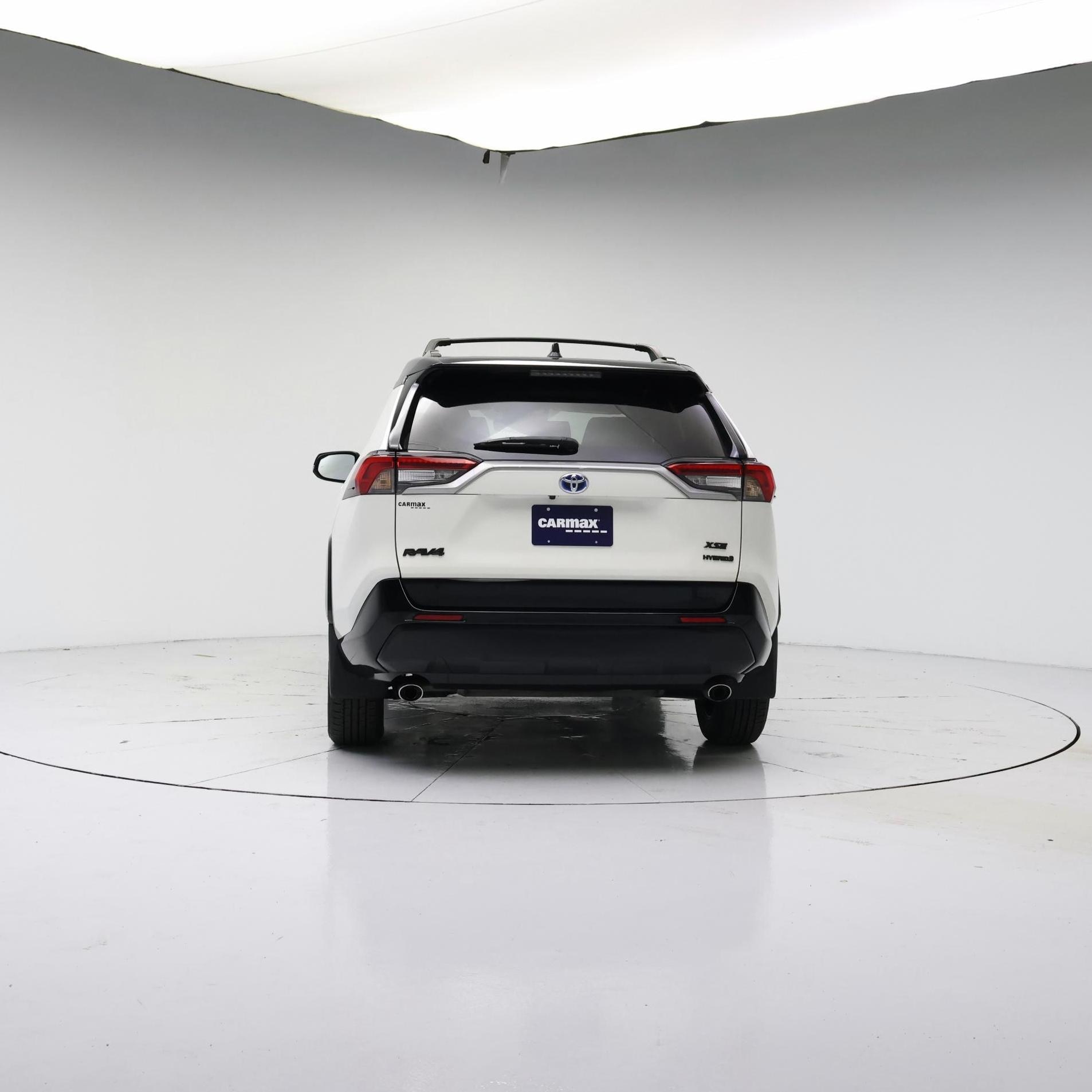 Thumbnail: 2021 Toyota RAV4 - 6