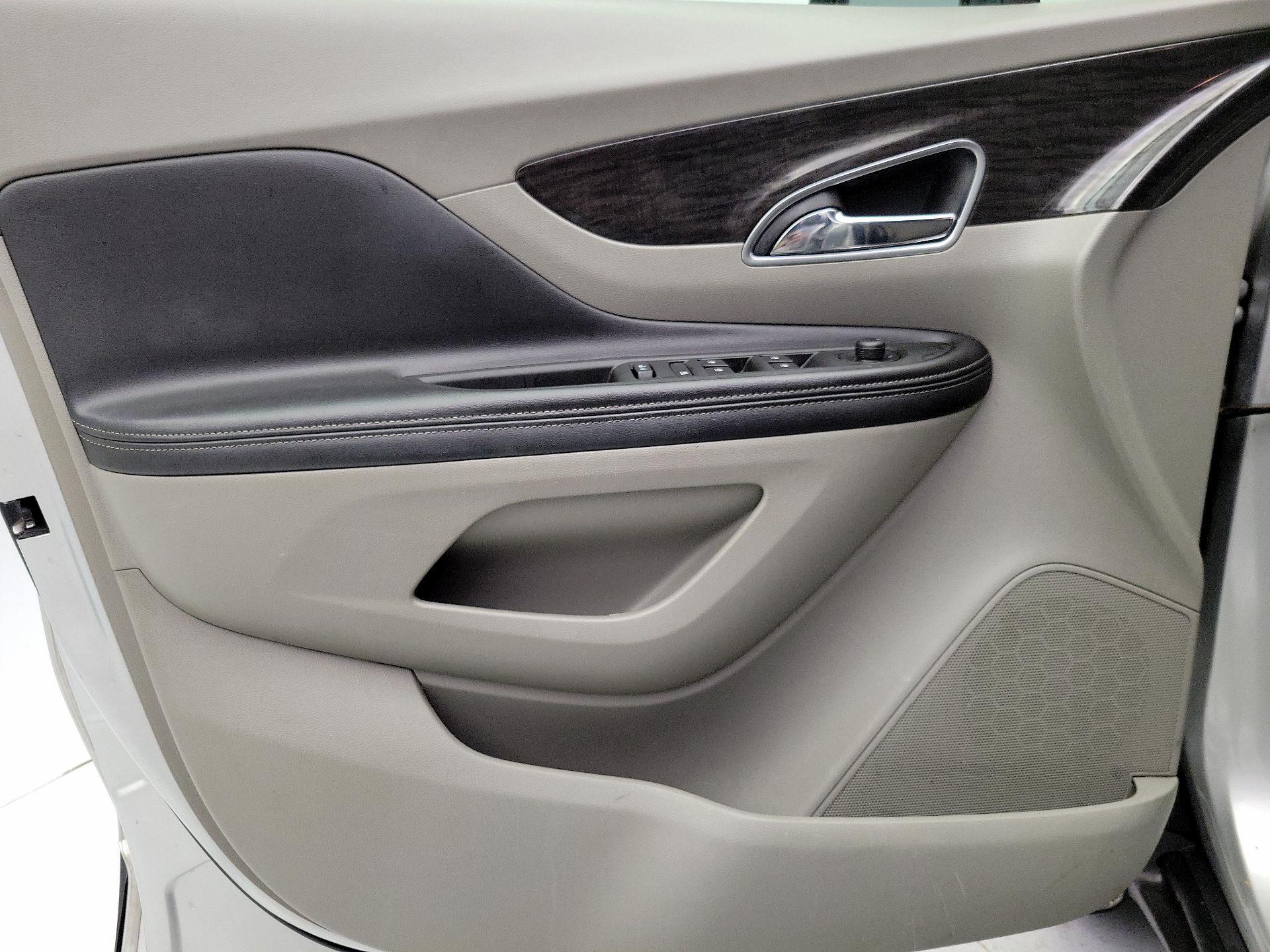 Thumbnail: 2016 Buick Encore - 12