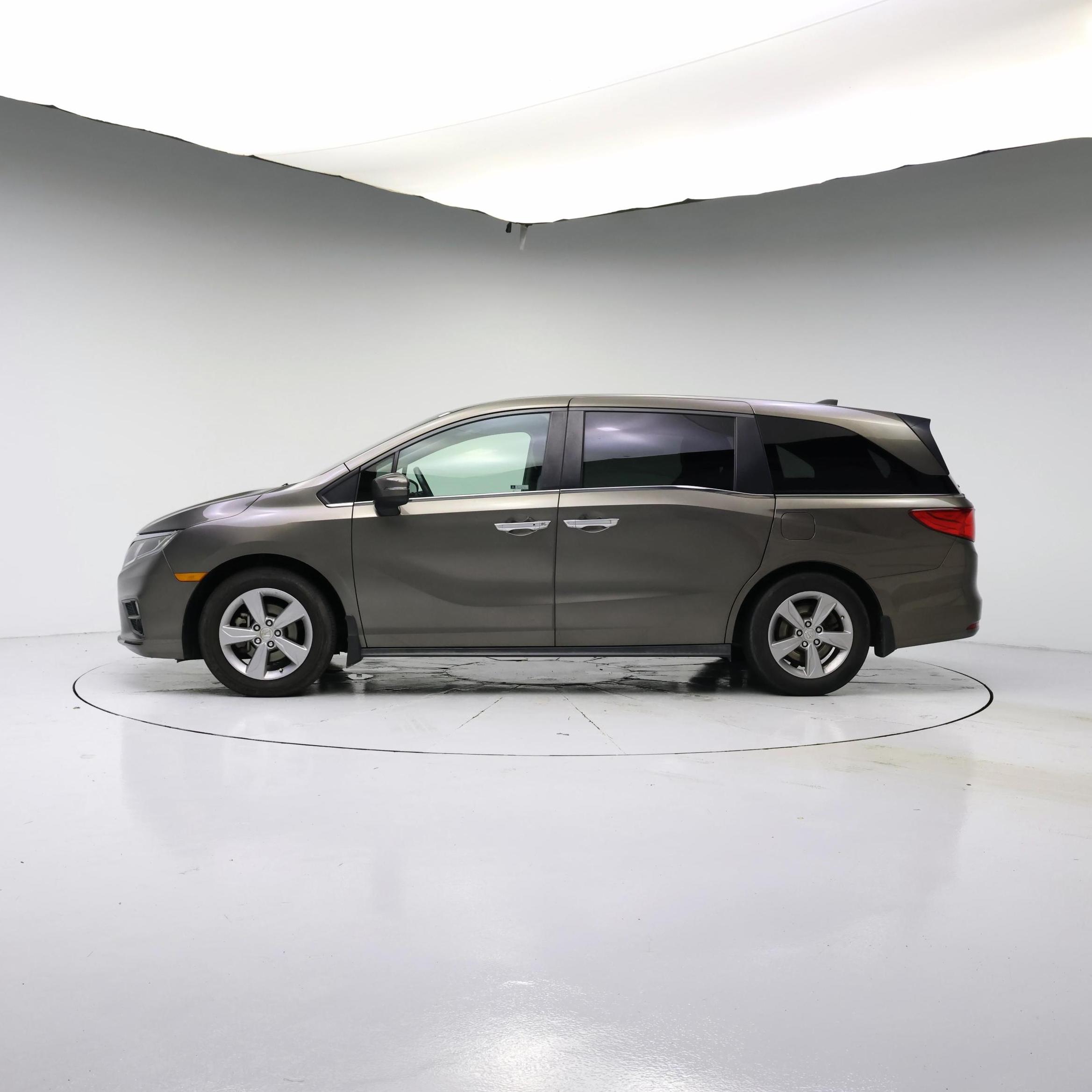 Thumbnail: 2018 Honda Odyssey - 3