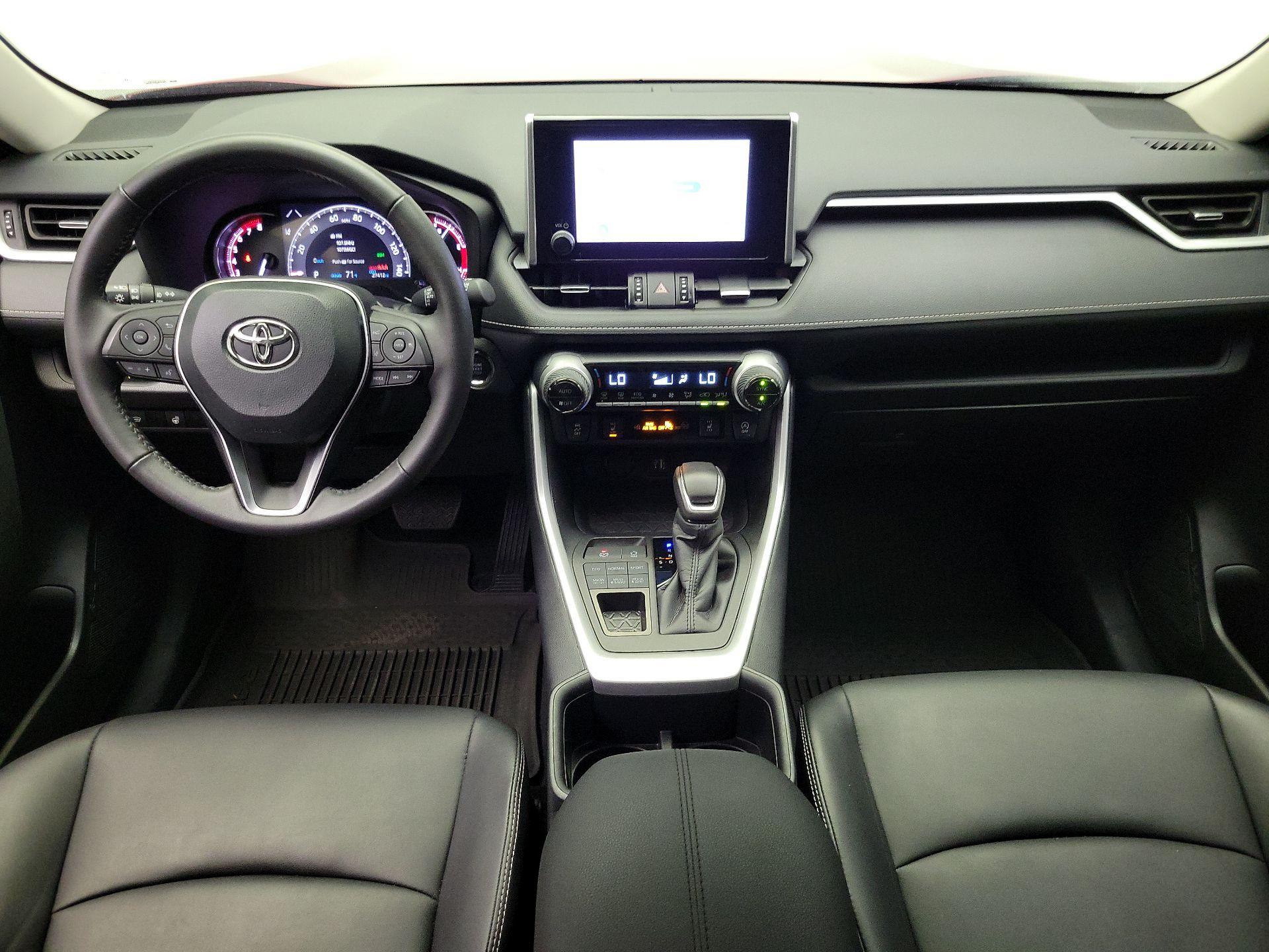 Thumbnail: 2024 Toyota RAV4 - 9