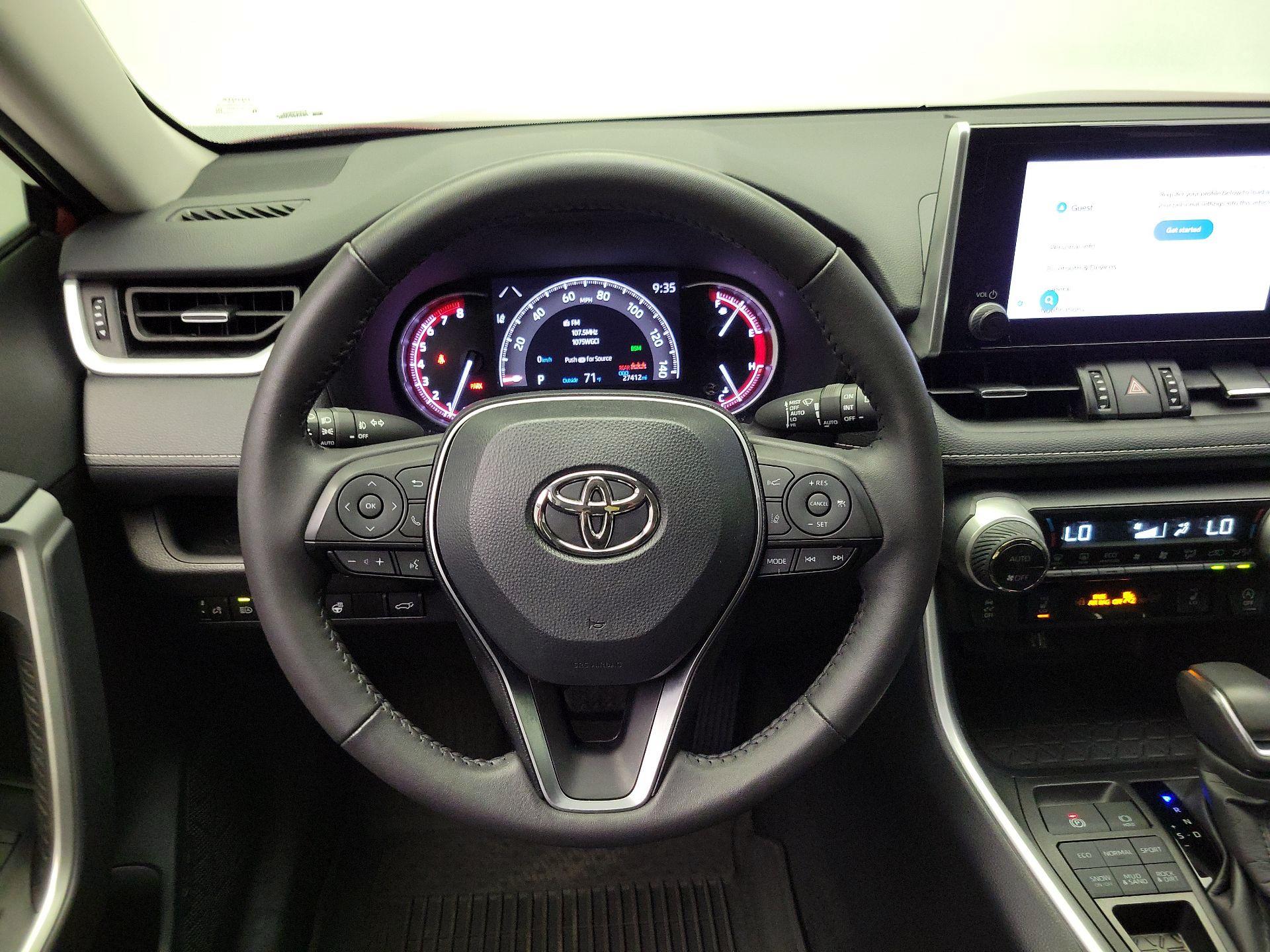 Thumbnail: 2024 Toyota RAV4 - 10