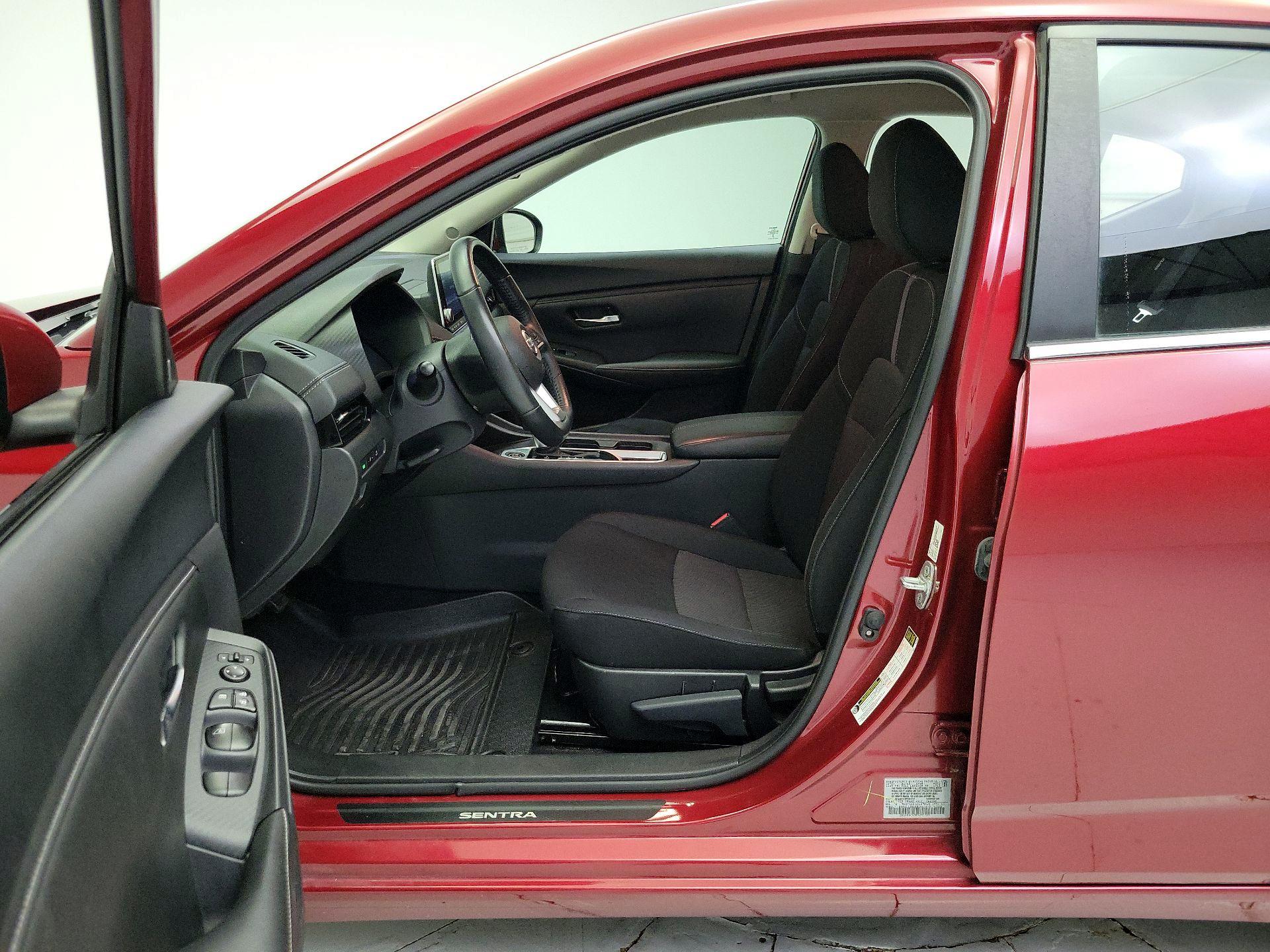 Thumbnail: 2023 Nissan Sentra - 11