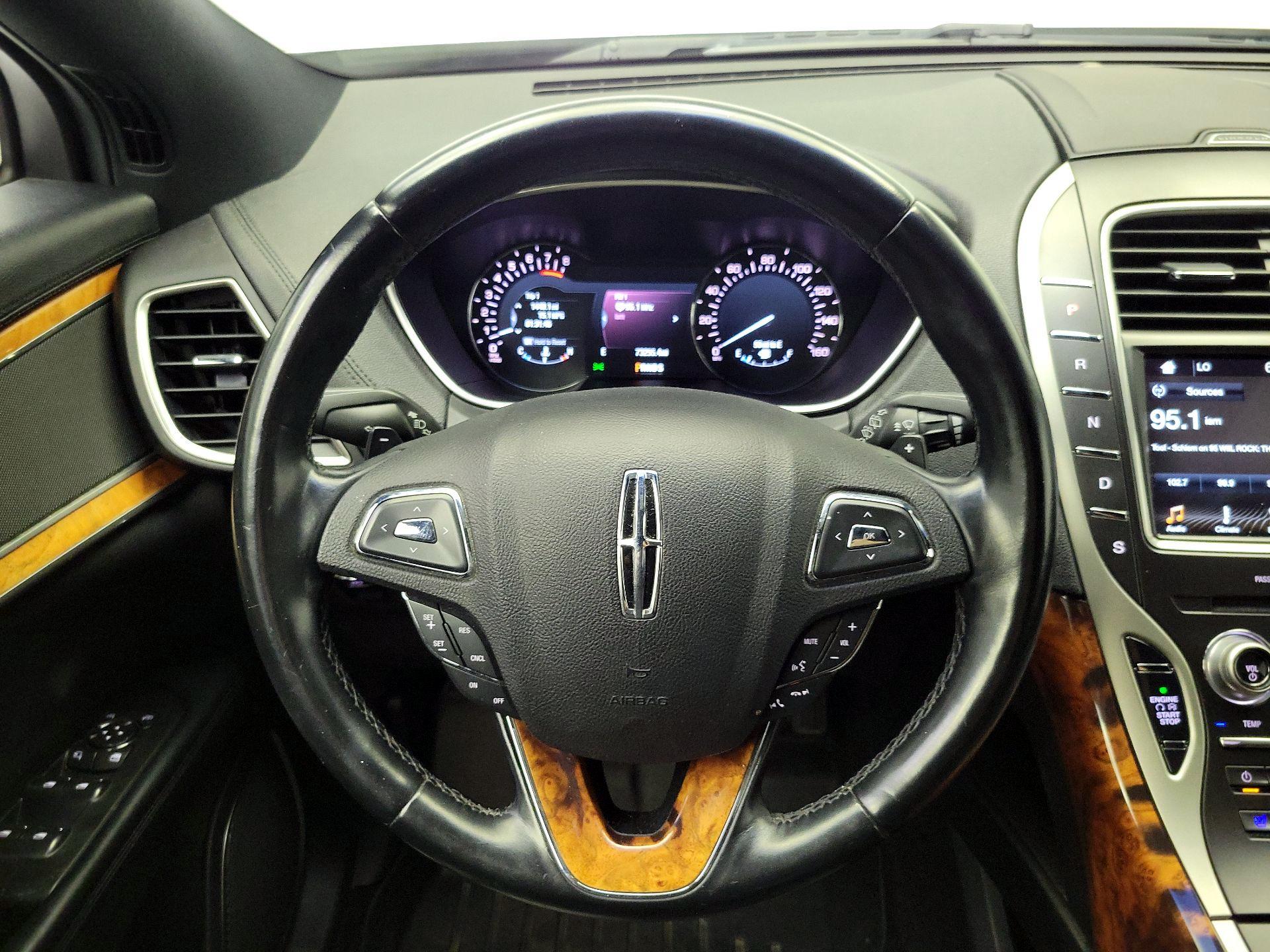 Thumbnail: 2016 Lincoln MKX - 10