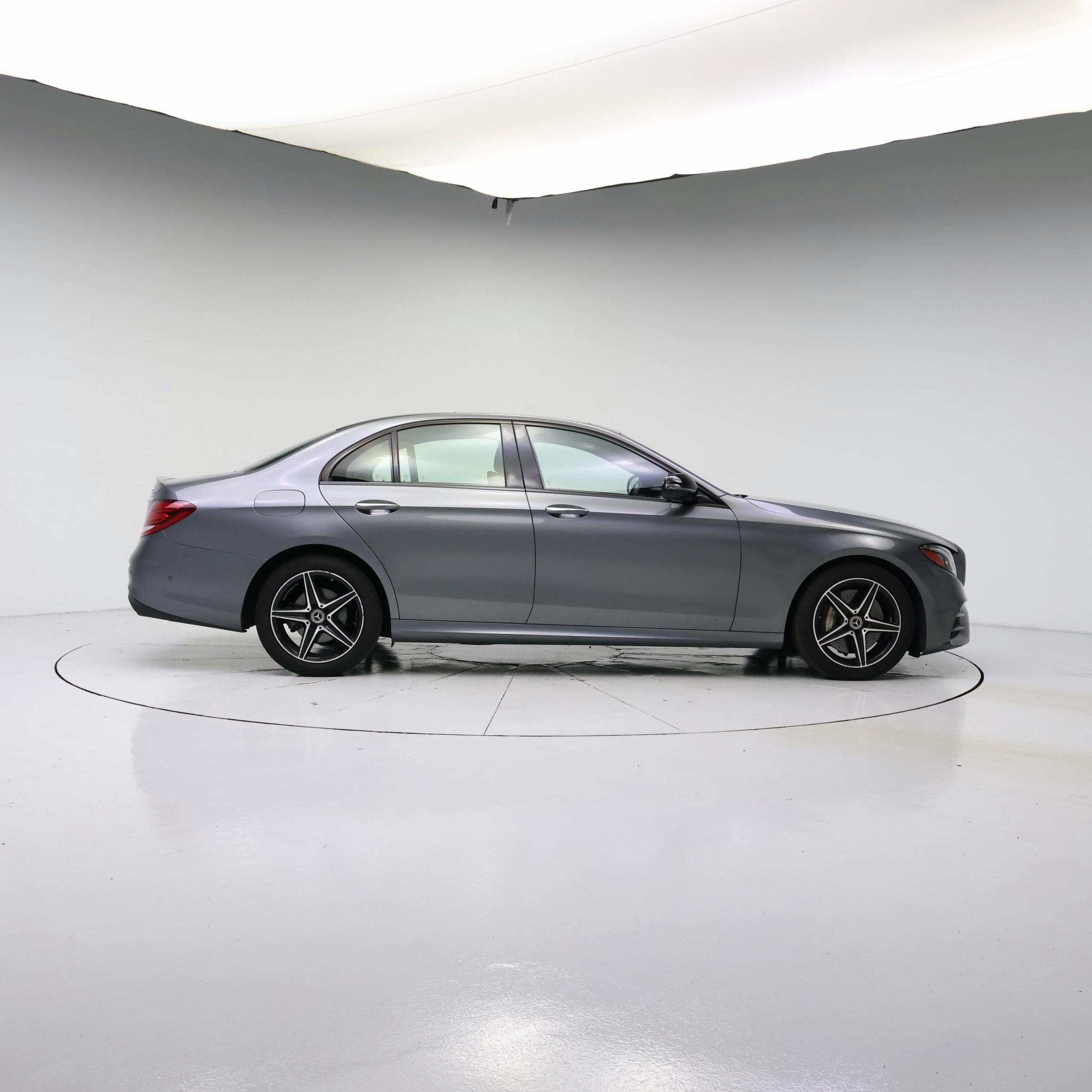 Thumbnail: 2018 Mercedes-Benz E-Class - 7