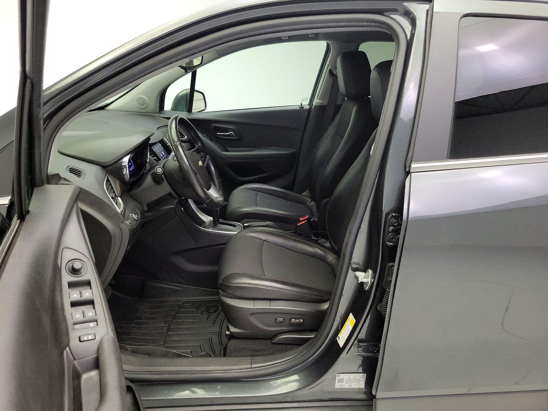 Thumbnail: 2020 Chevrolet Trax - 11