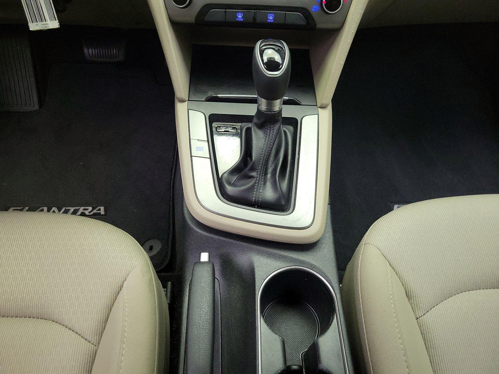 Thumbnail: 2018 Hyundai Elantra - 17