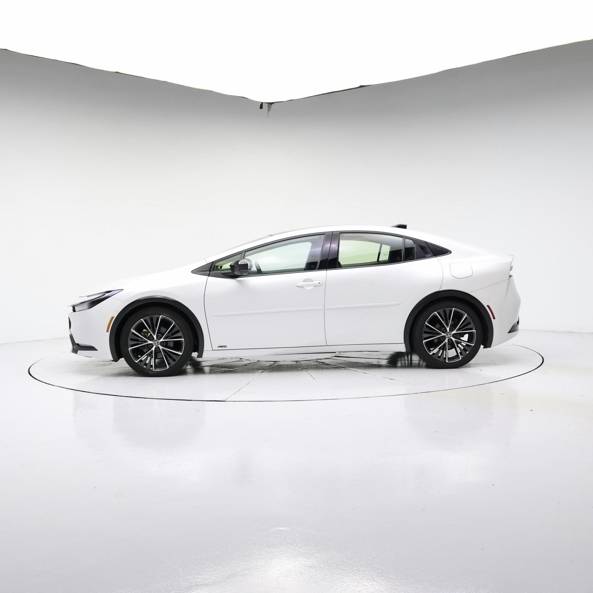 Thumbnail: 2023 Toyota Prius - 3