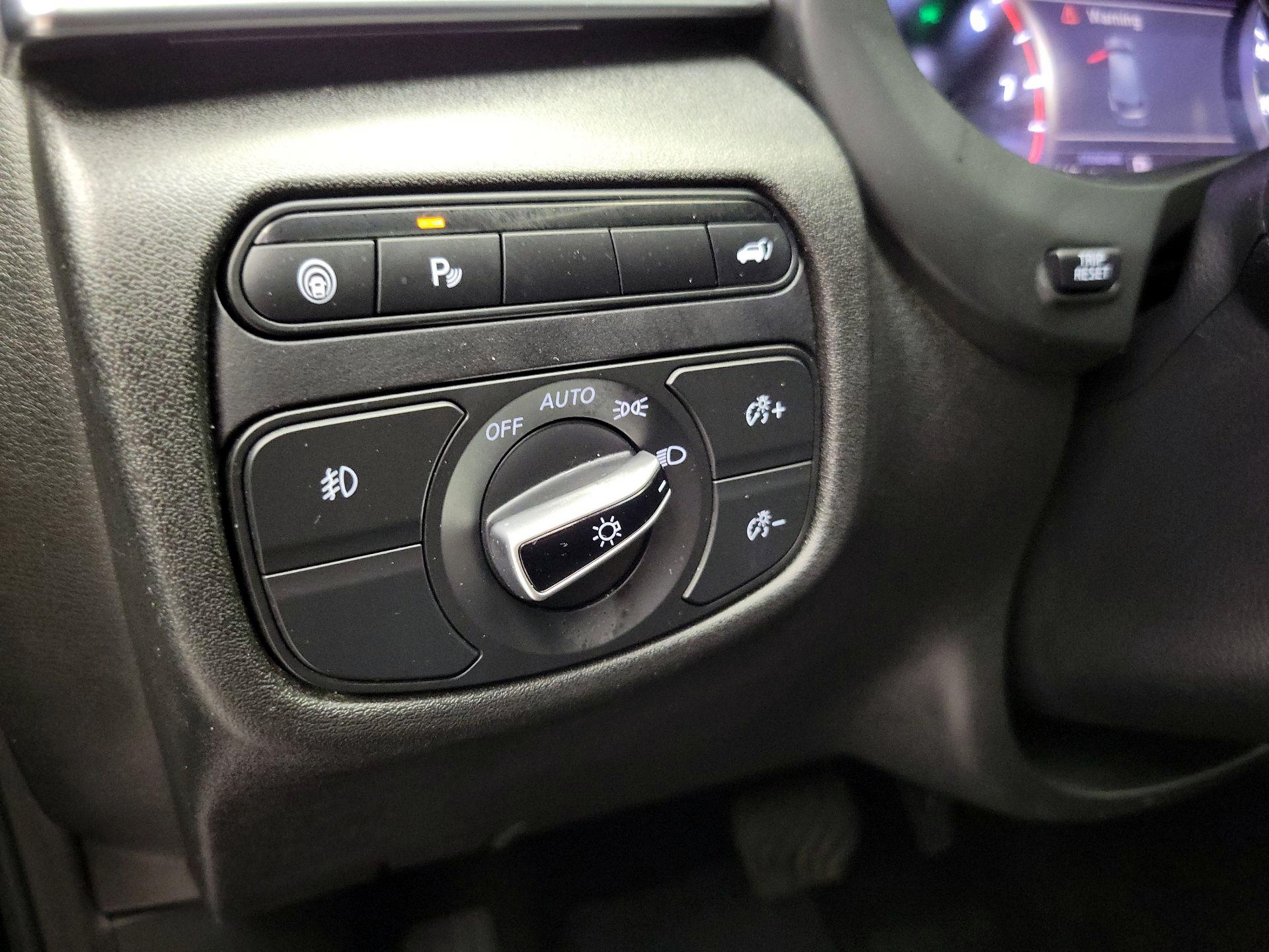 Thumbnail: 2020 INFINITI QX50 - 13