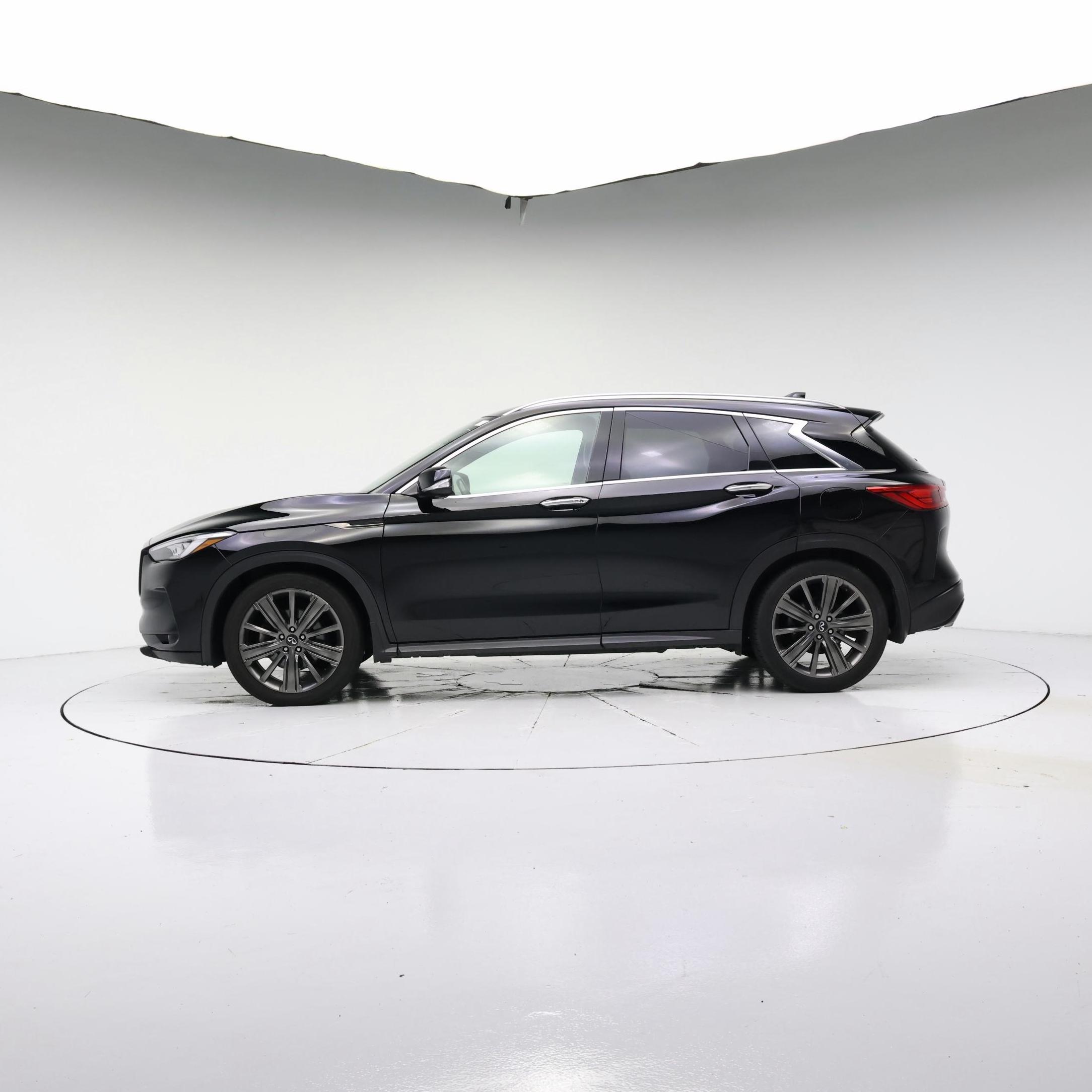 Thumbnail: 2020 INFINITI QX50 - 3