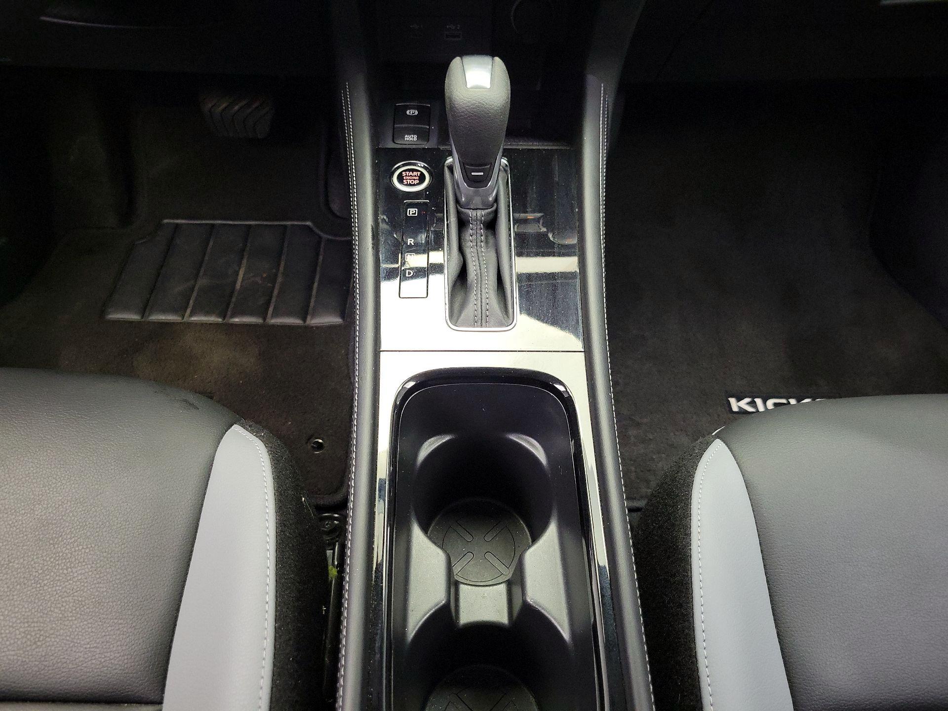 Thumbnail: 2024 Nissan Kicks - 17